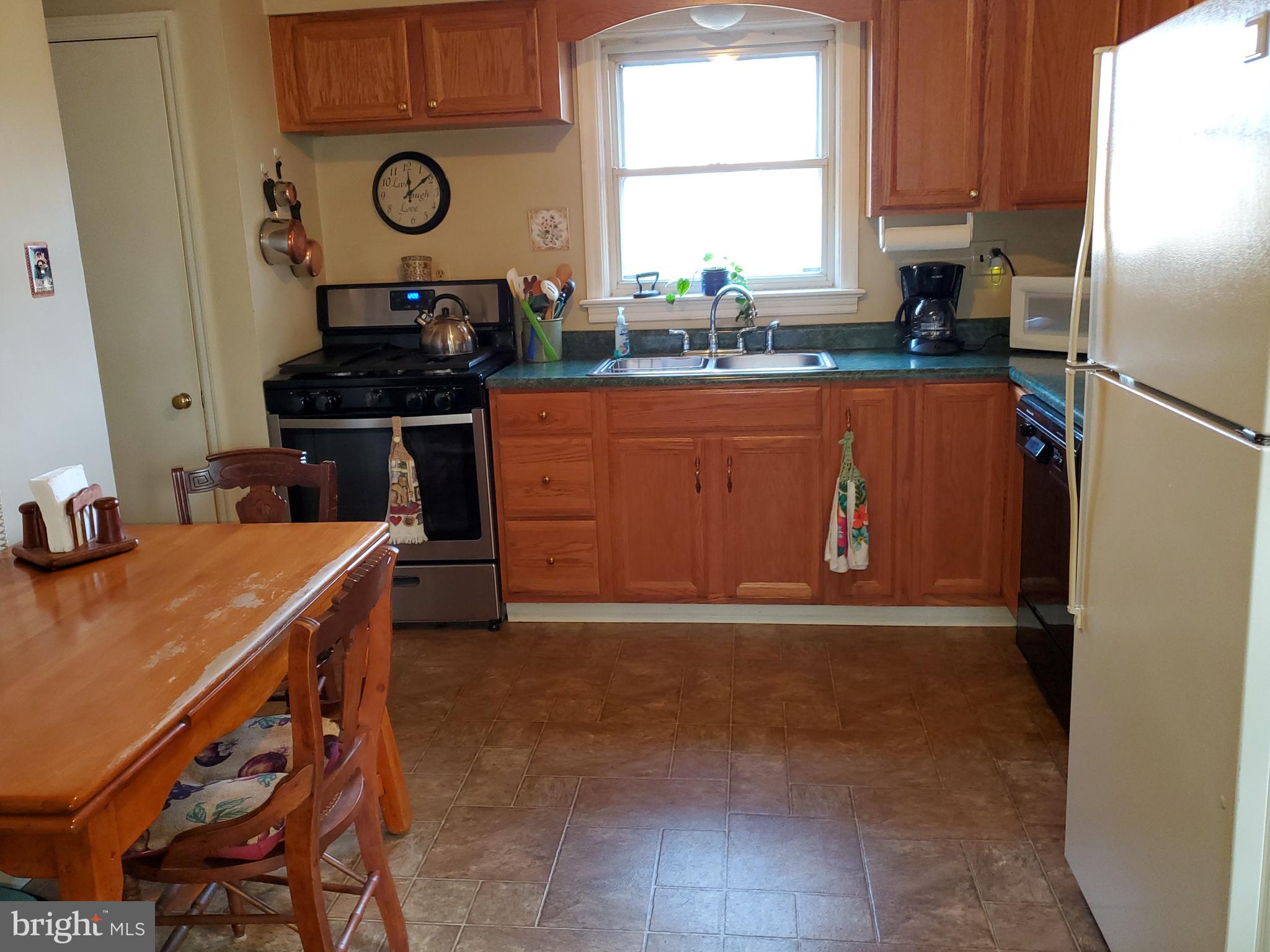 BEVERLY HILLS - Residential