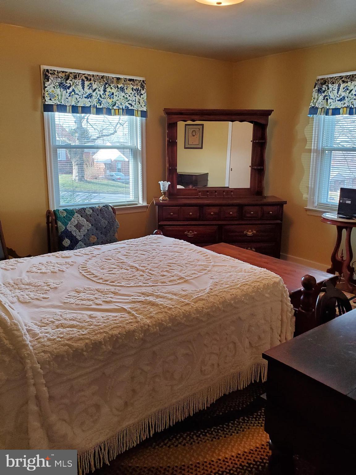 BEVERLY HILLS - Residential