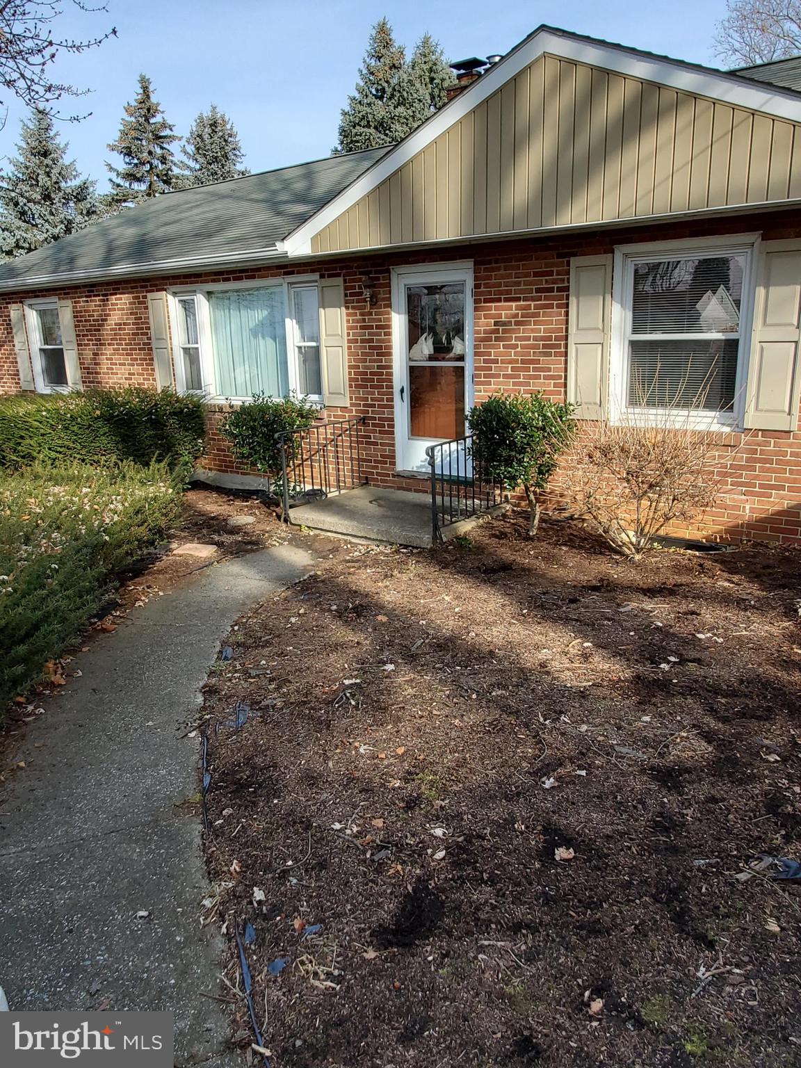 BEVERLY HILLS - Residential