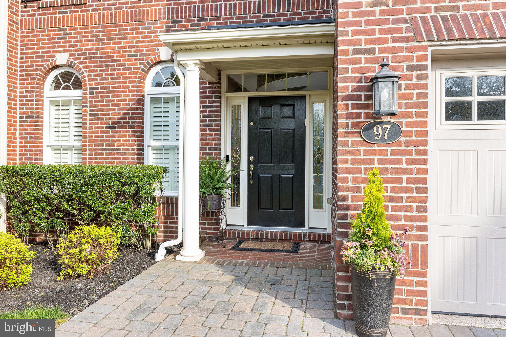 DELANCEY COURT - Residential