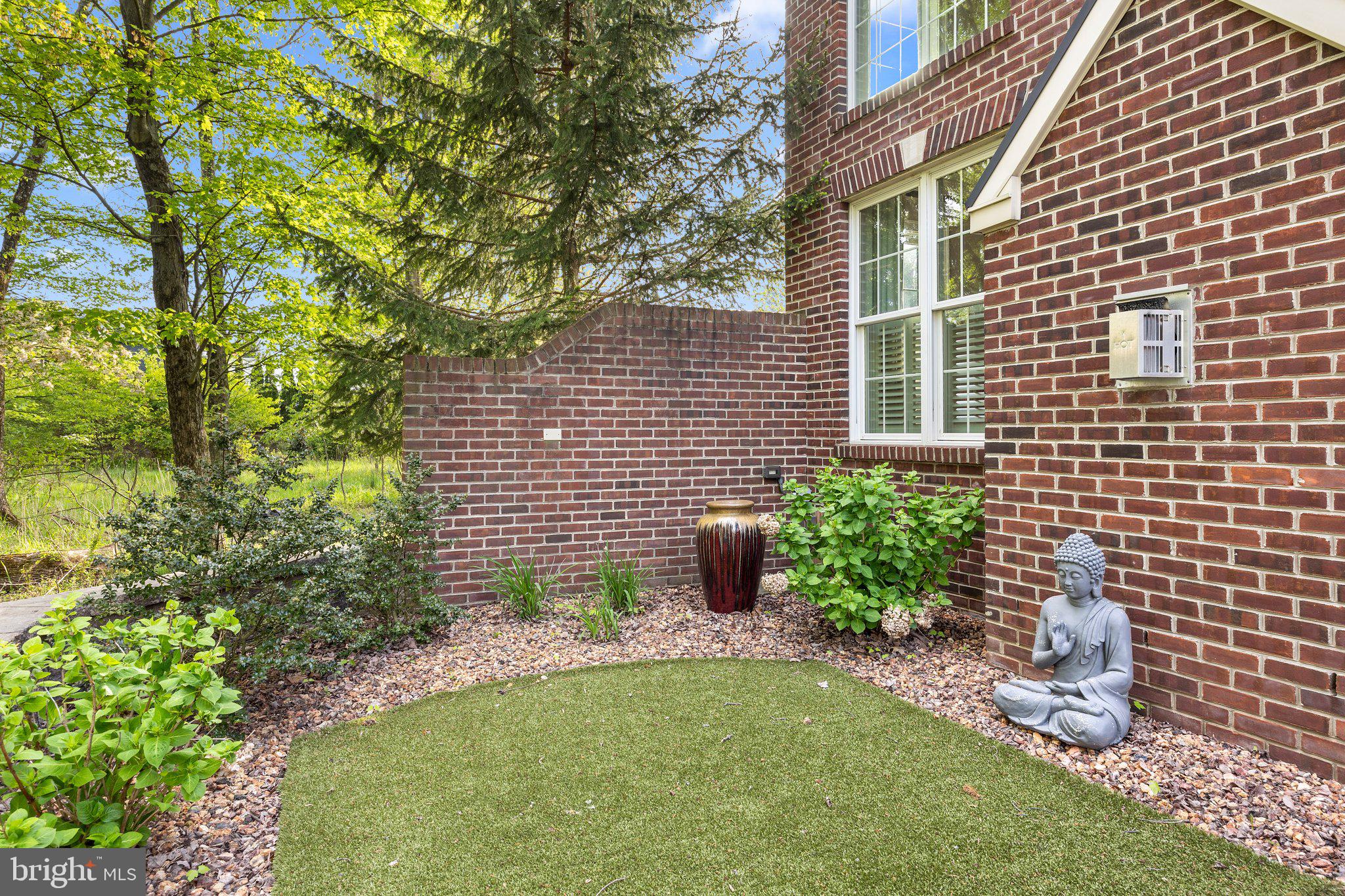 DELANCEY COURT - Residential