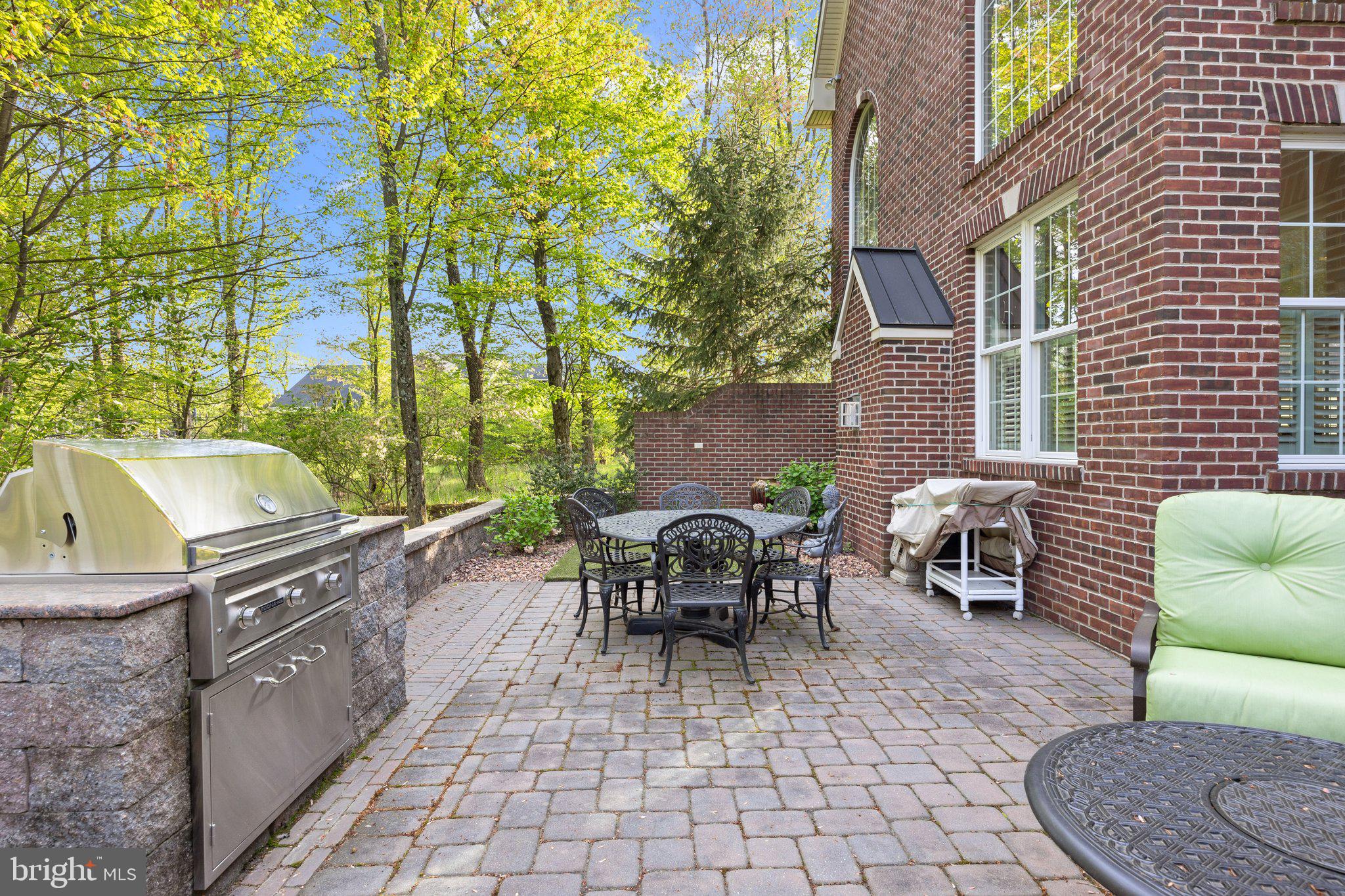 DELANCEY COURT - Residential