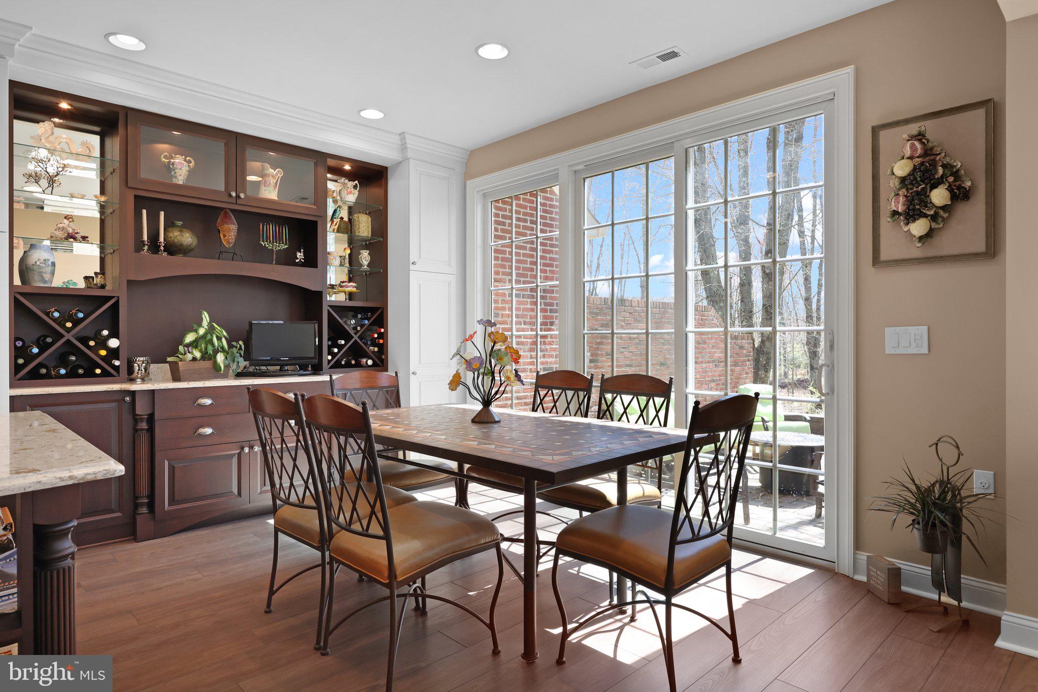 DELANCEY COURT - Residential