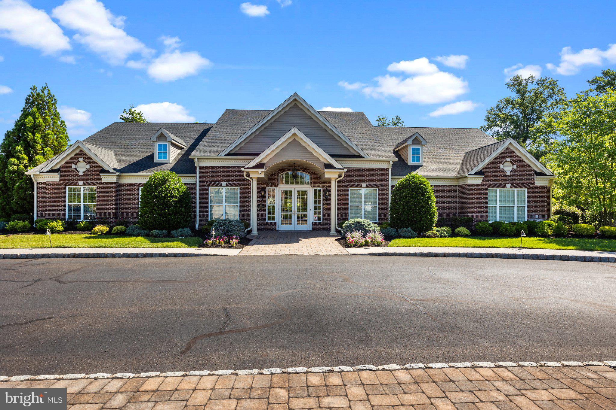 DELANCEY COURT - Residential