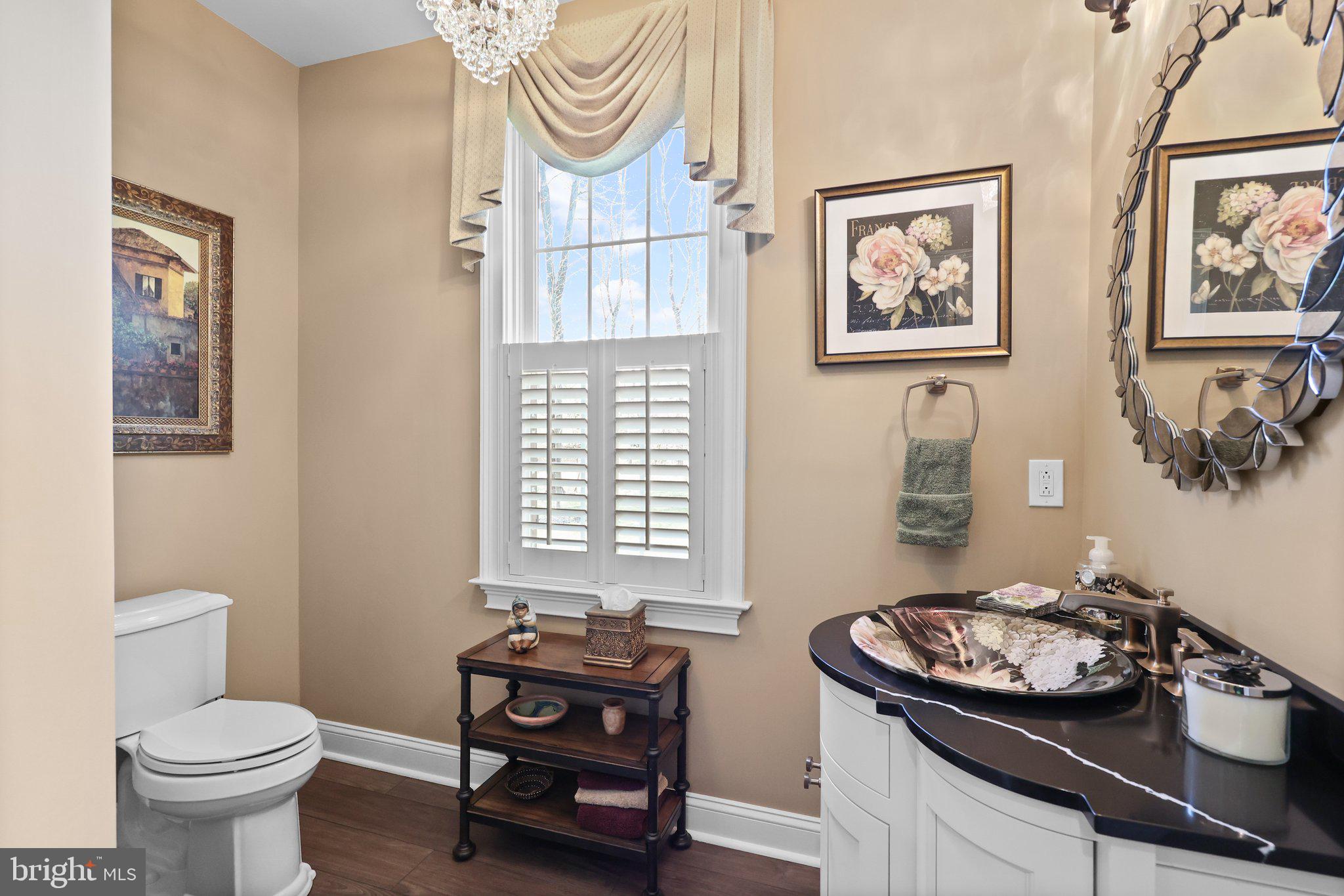 DELANCEY COURT - Residential