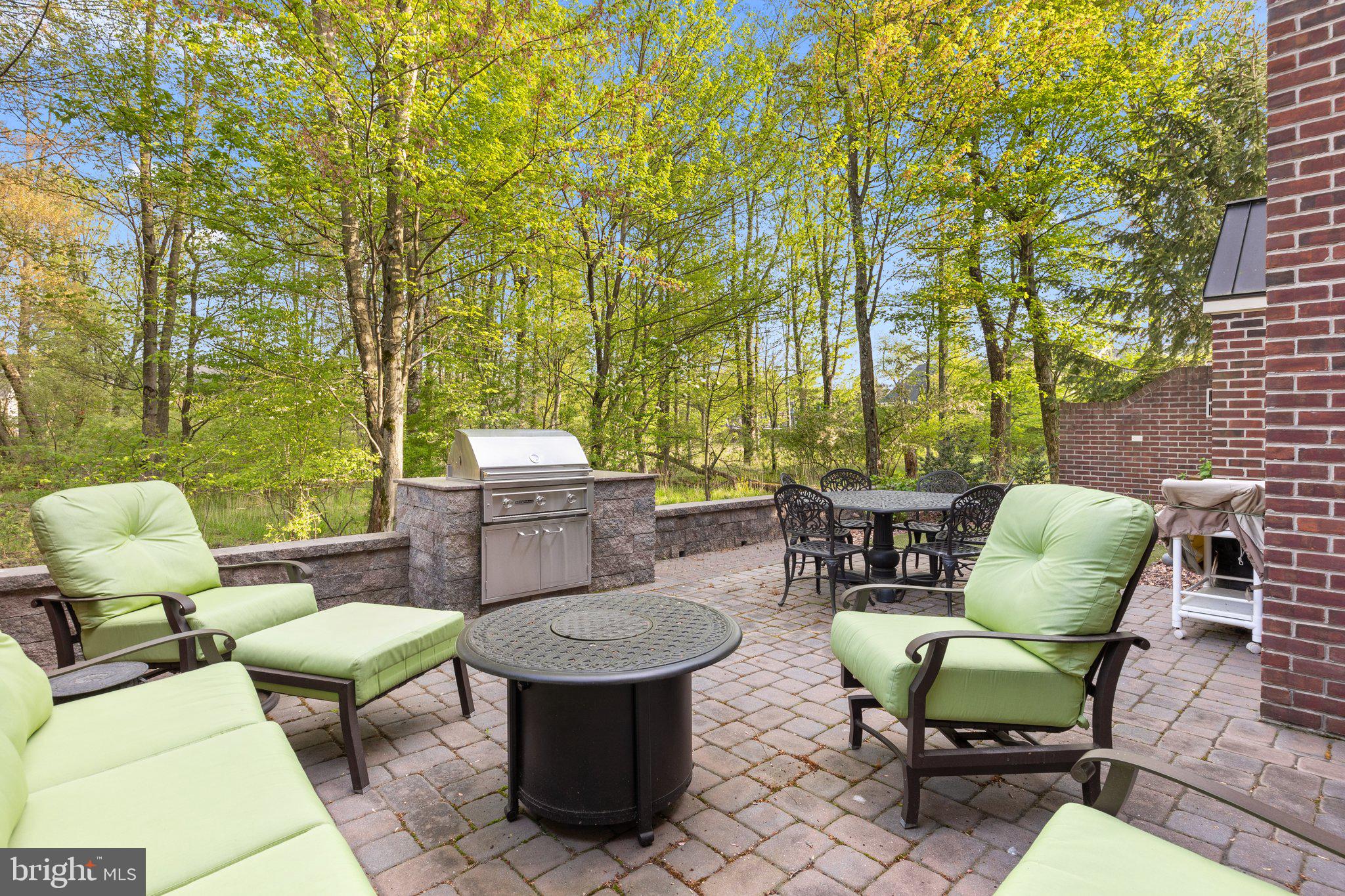 DELANCEY COURT - Residential