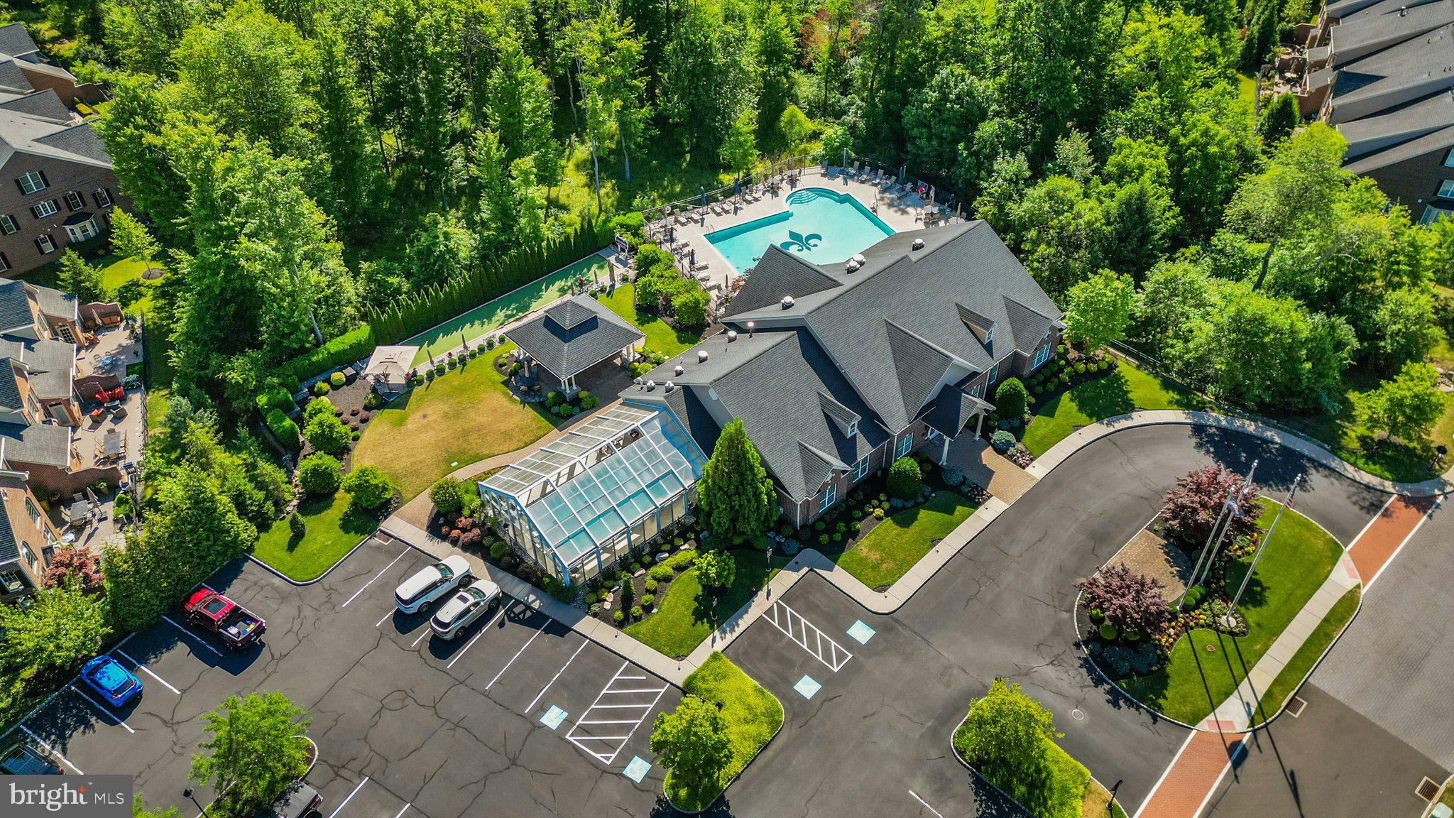 DELANCEY COURT - Residential