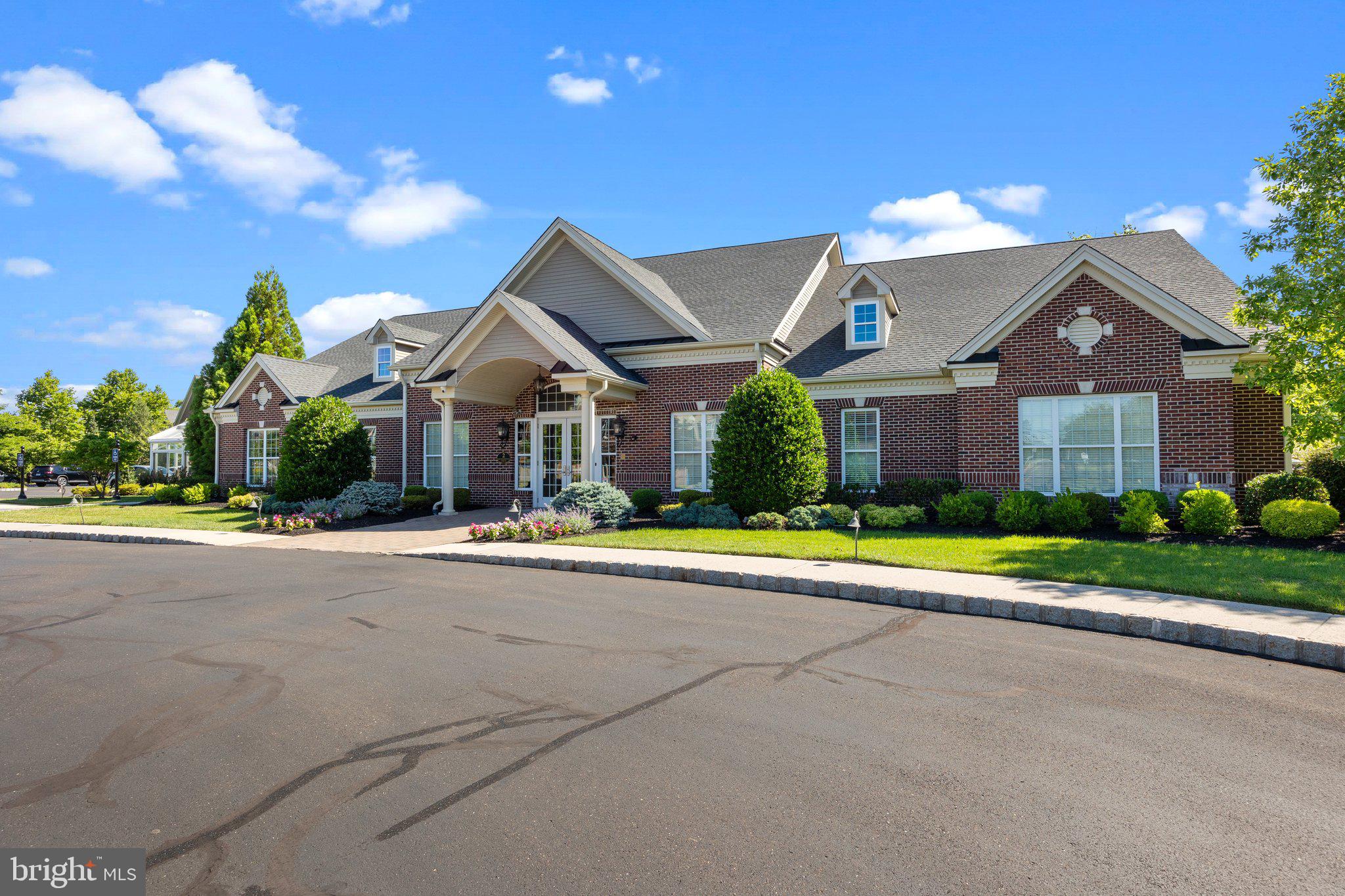 DELANCEY COURT - Residential