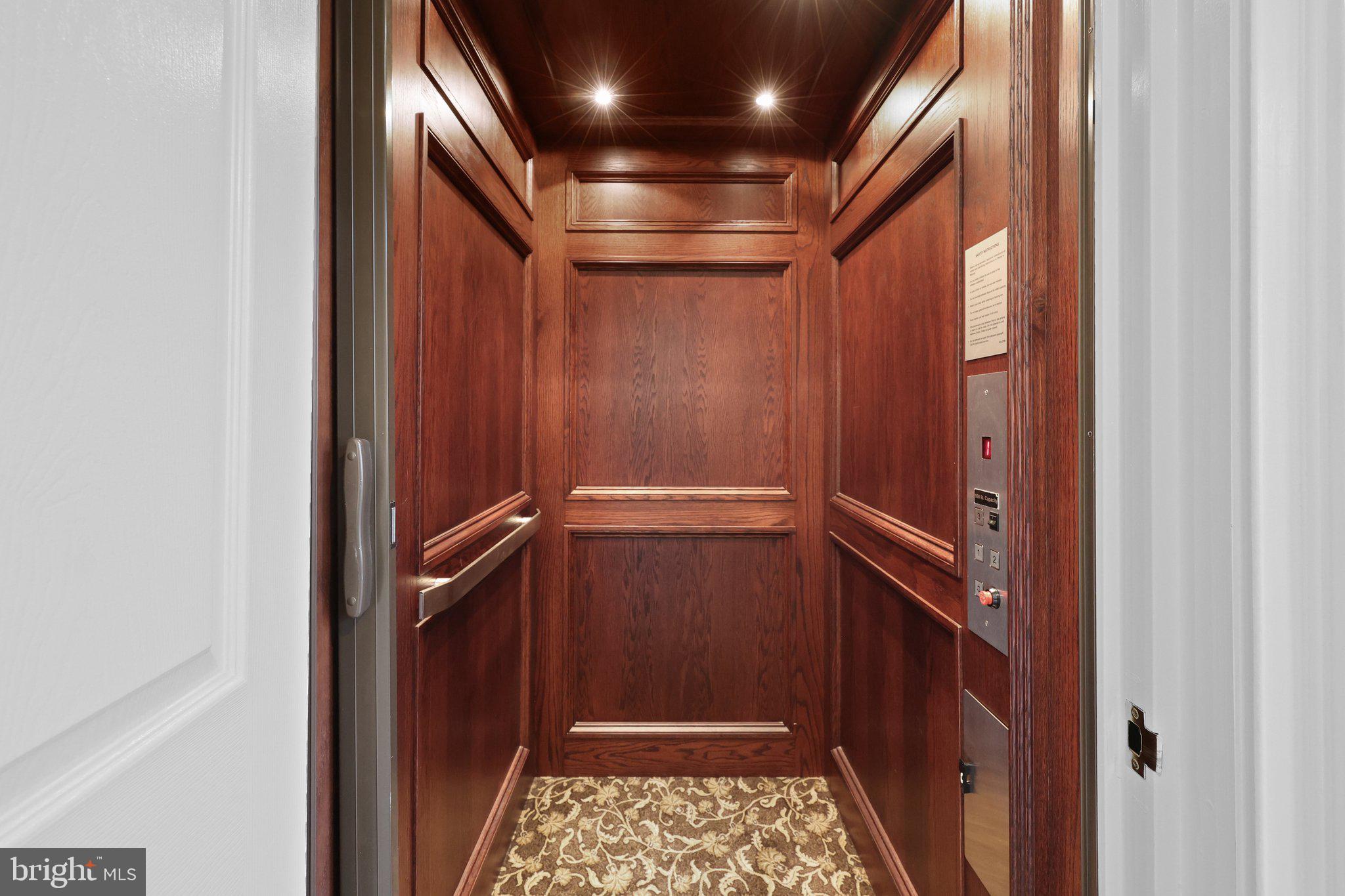 DELANCEY COURT - Residential