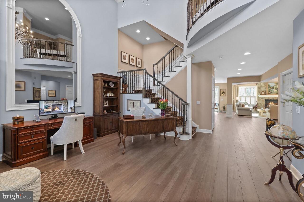 DELANCEY COURT - Residential