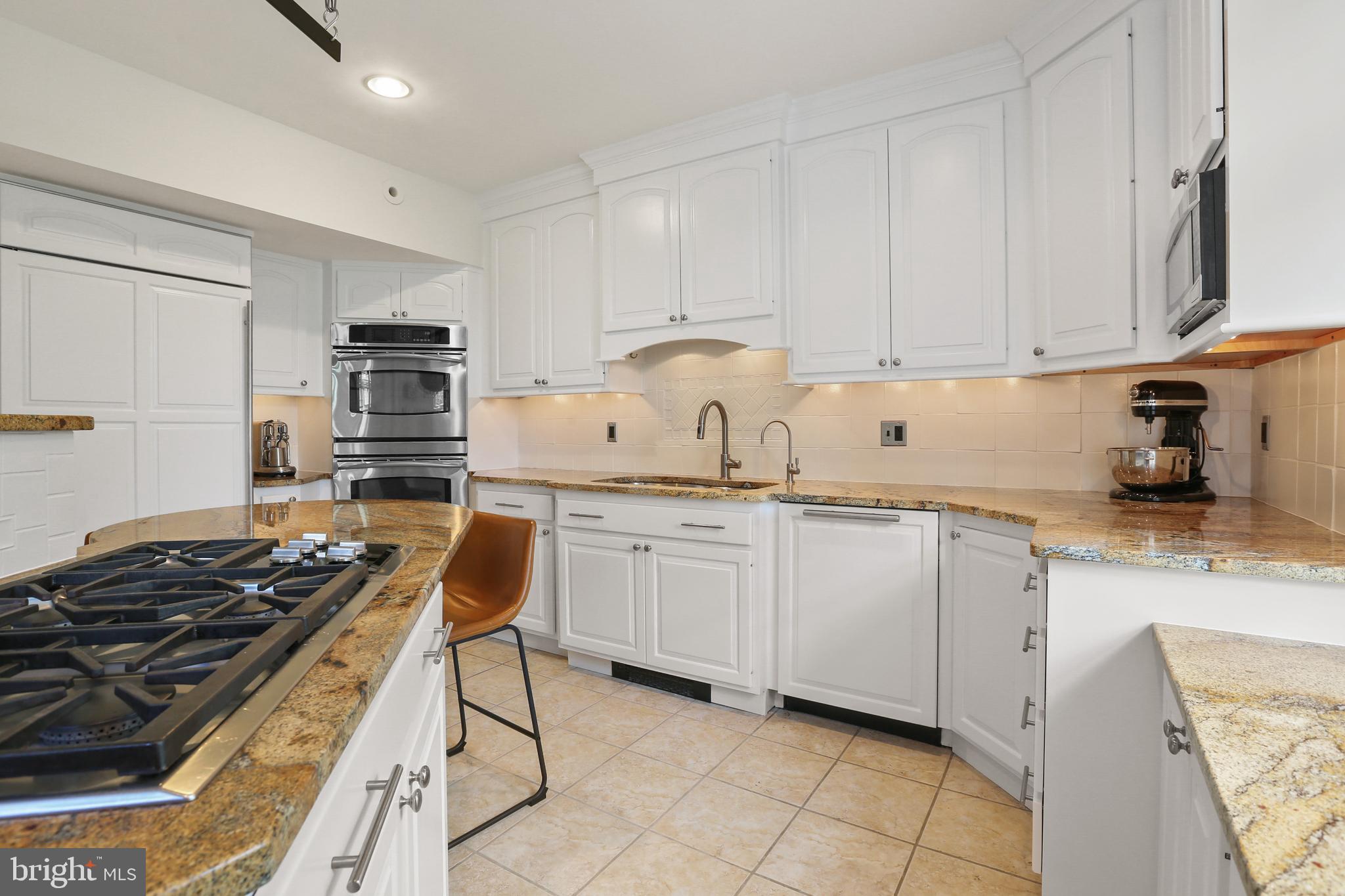 GREATER HOMELAND HISTORIC DISTRICT - Residential