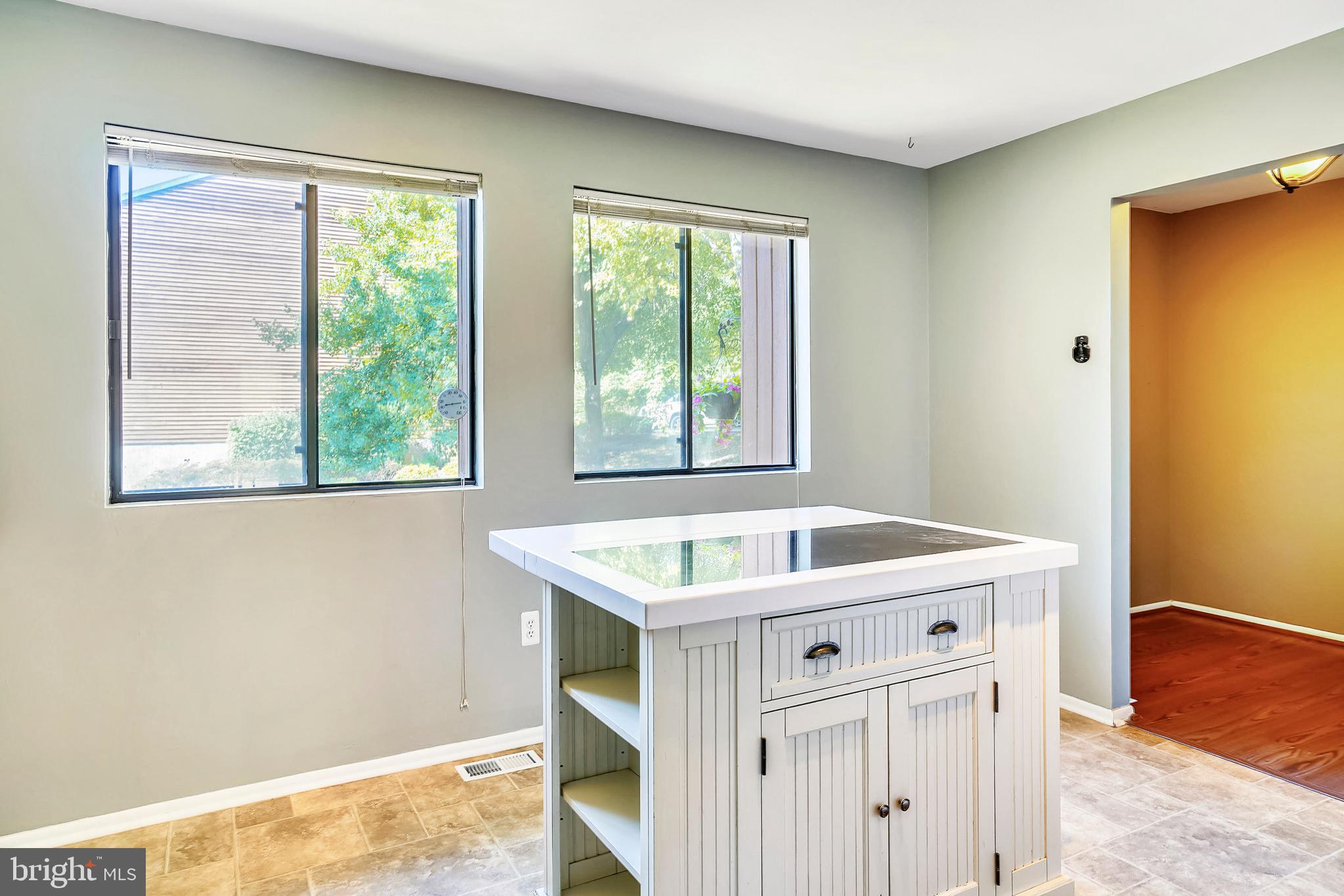 WALNUT RIDGE - Residential