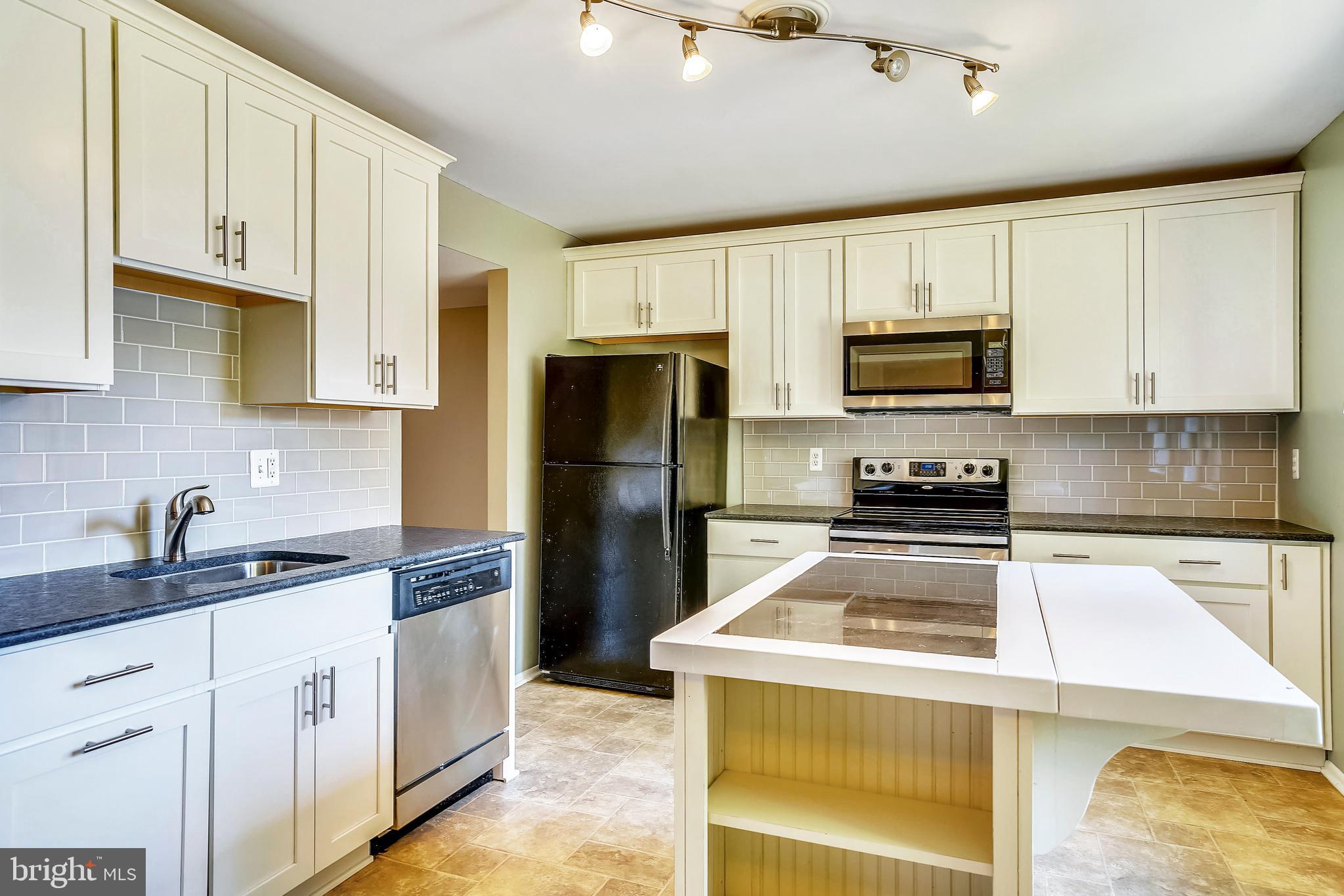 WALNUT RIDGE - Residential