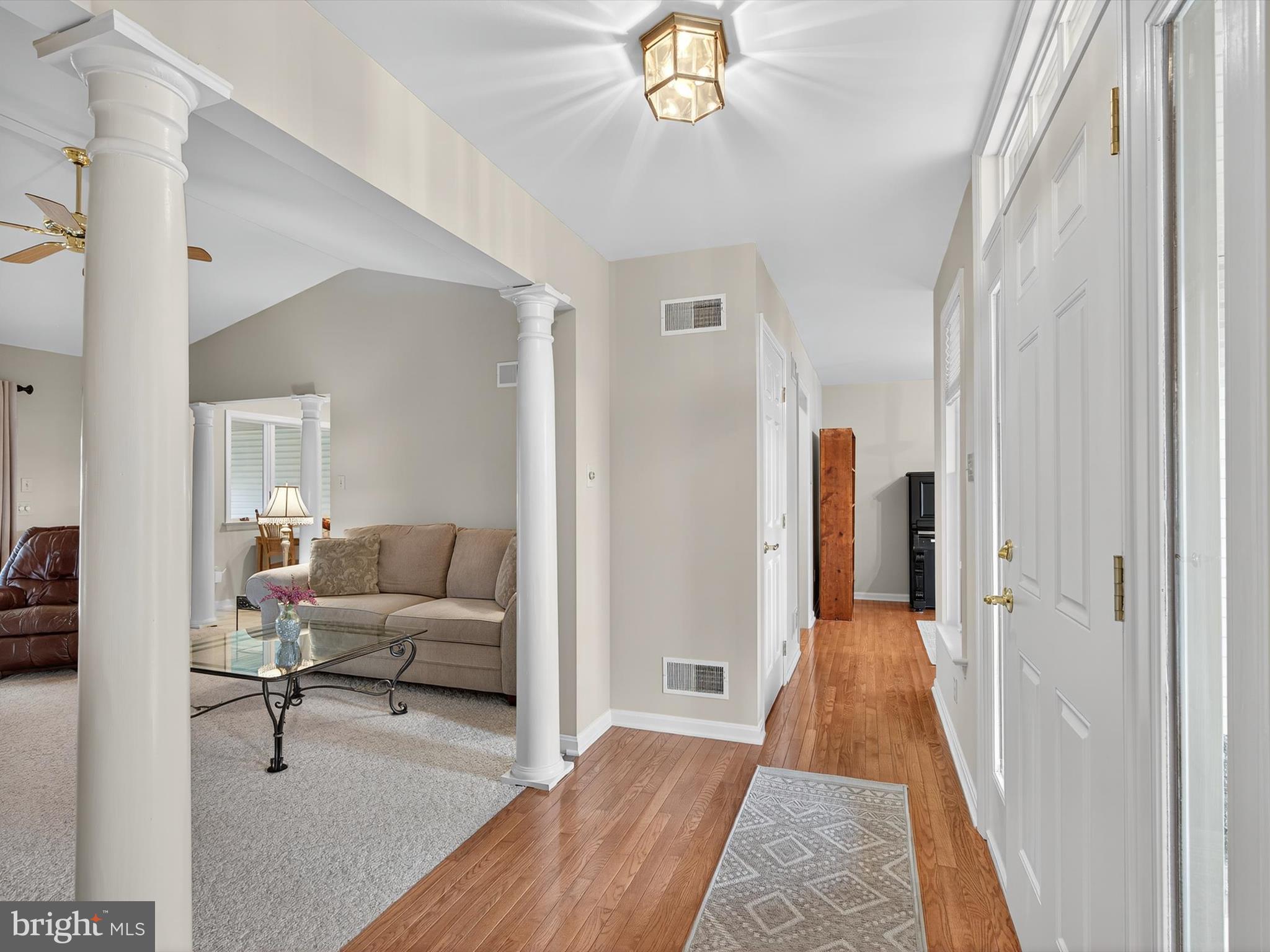 515 BLOSSOM TRAIL