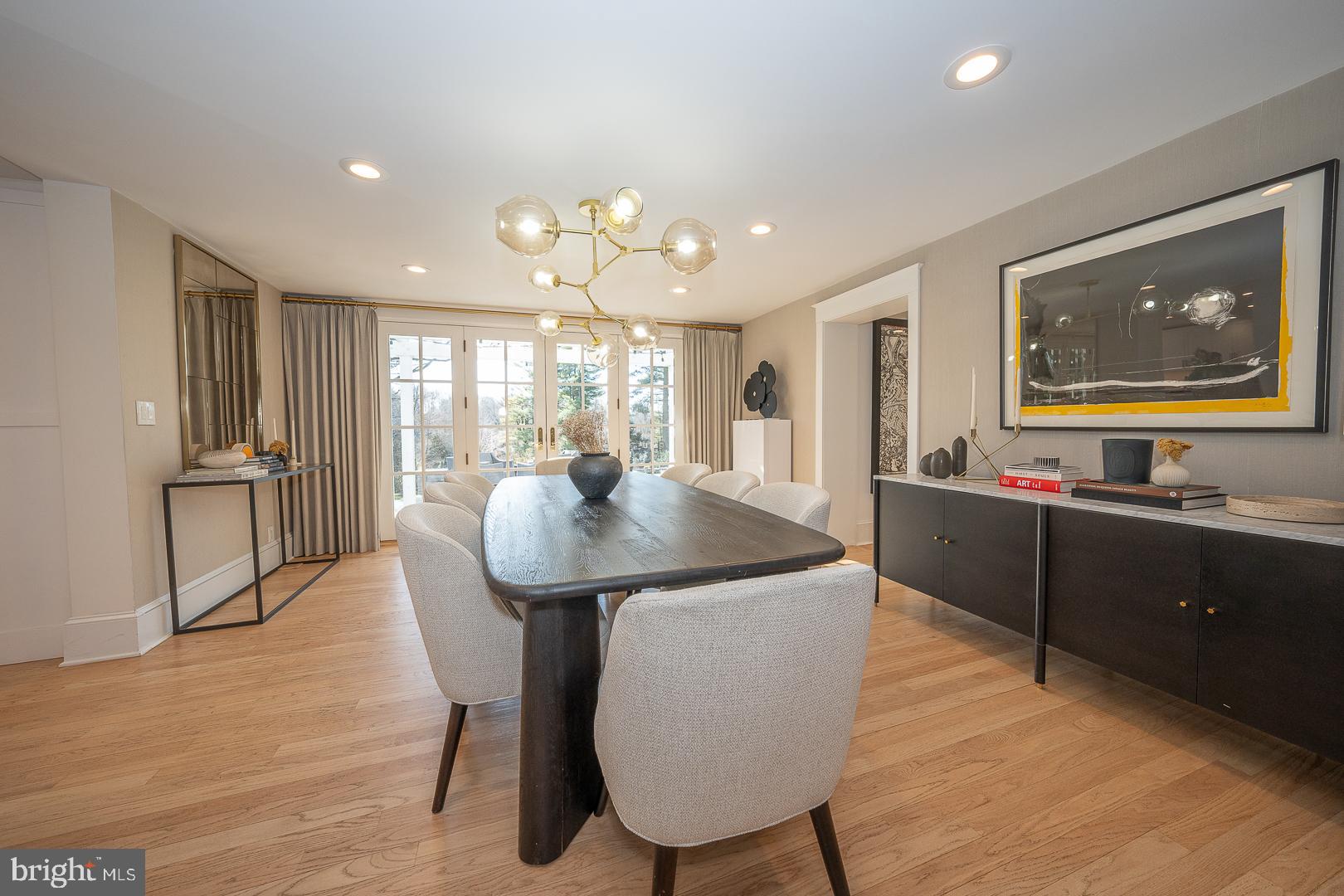 GLADWYNE - Residential