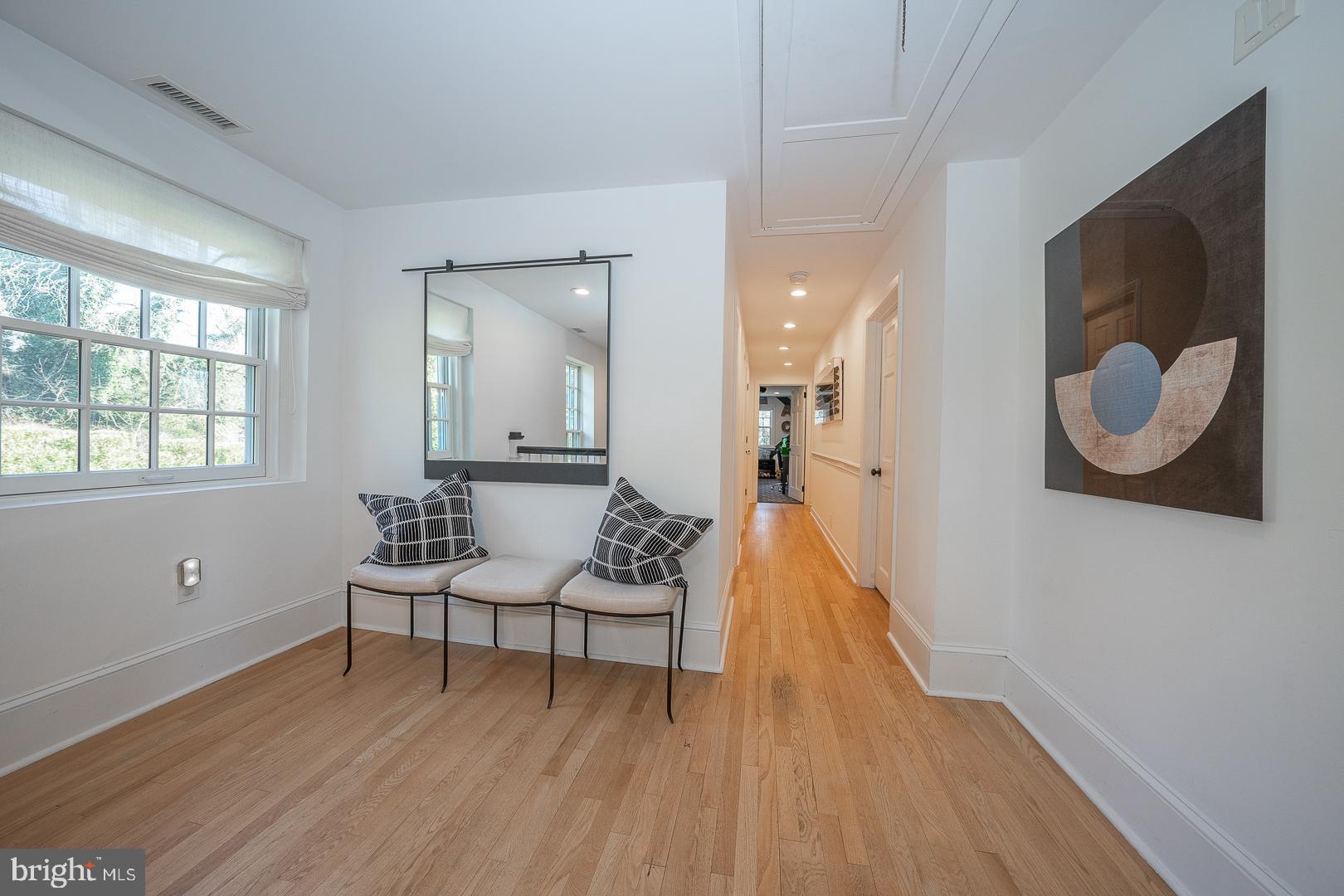 GLADWYNE - Residential