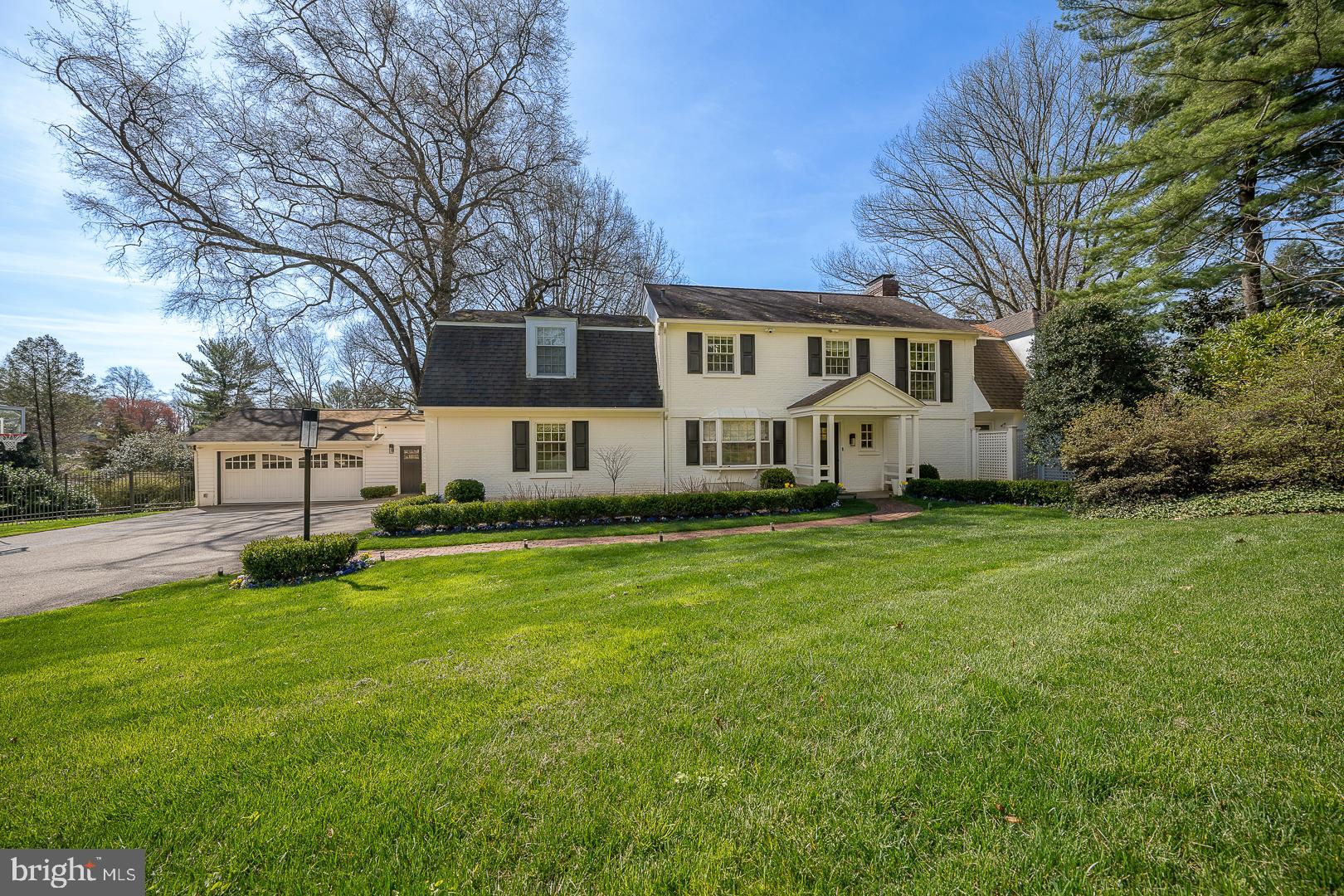 GLADWYNE - Residential