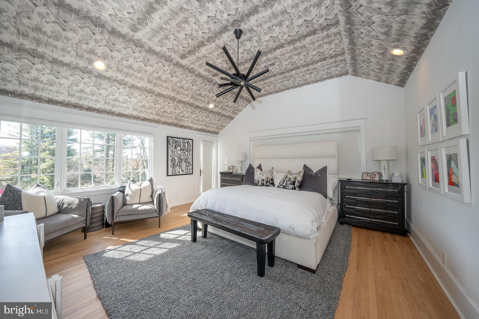 GLADWYNE - Residential