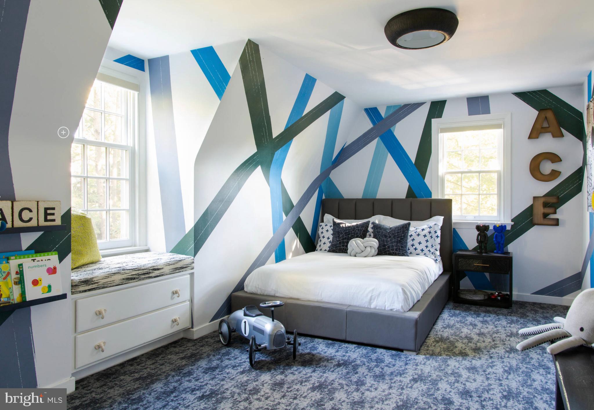 GLADWYNE - Residential