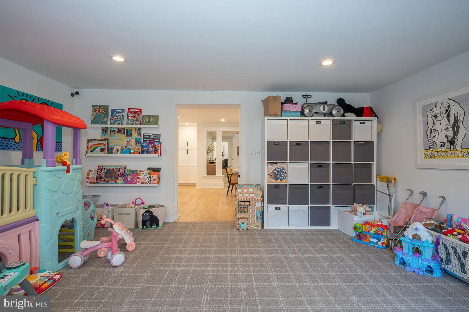 GLADWYNE - Residential