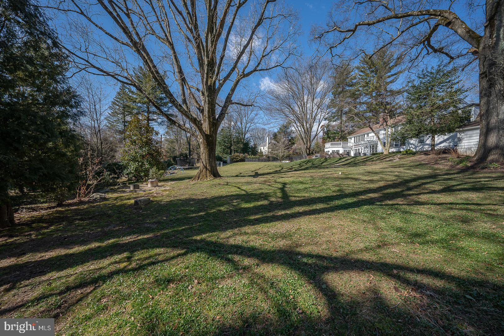 GLADWYNE - Residential