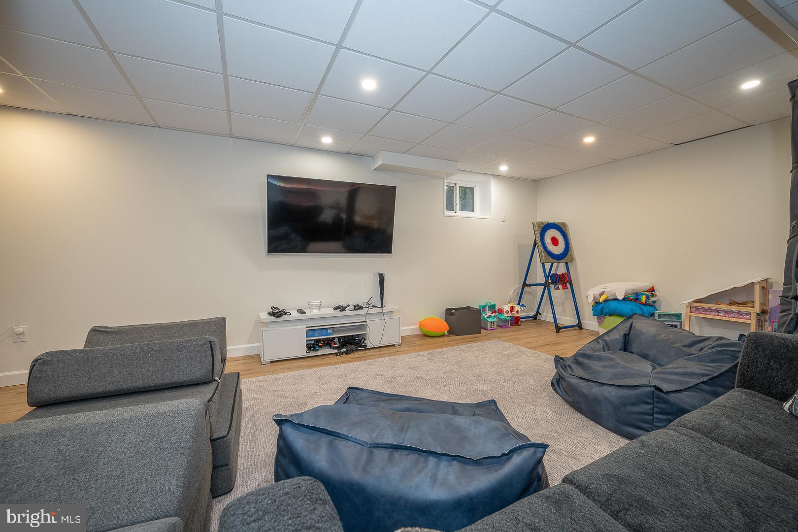 GLADWYNE - Residential