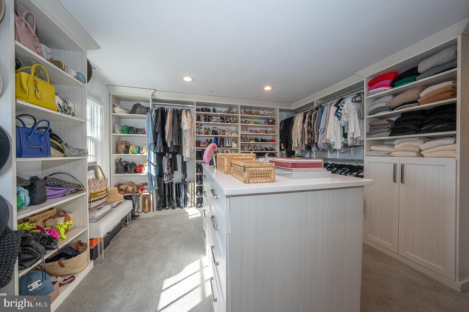 GLADWYNE - Residential