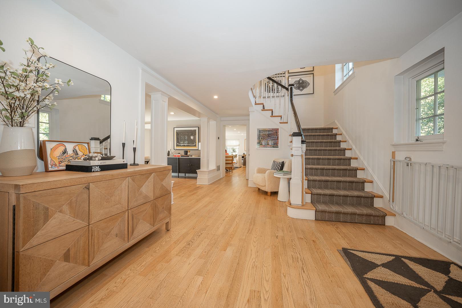 GLADWYNE - Residential