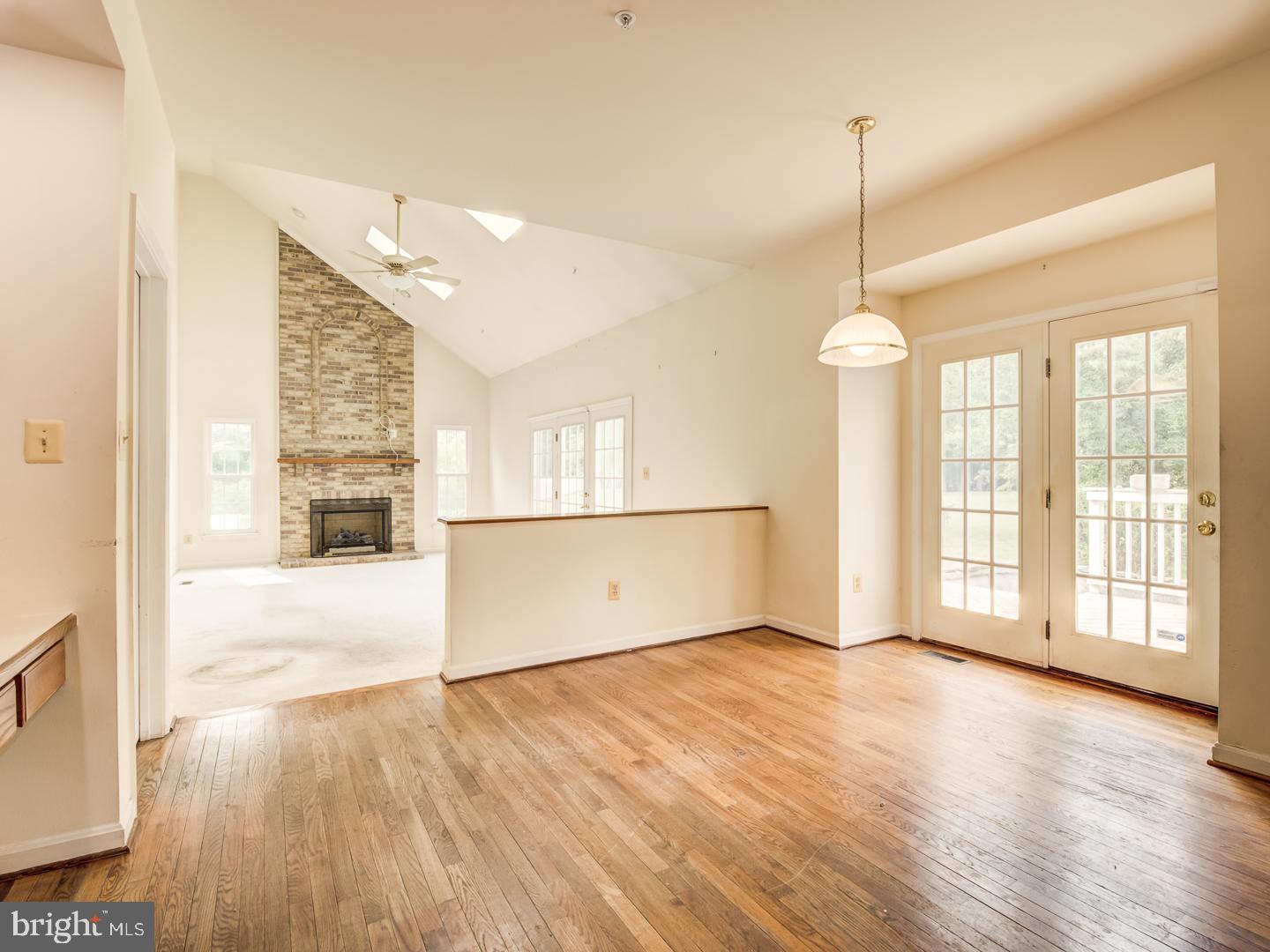 WOODMORE SOUTH - Residential