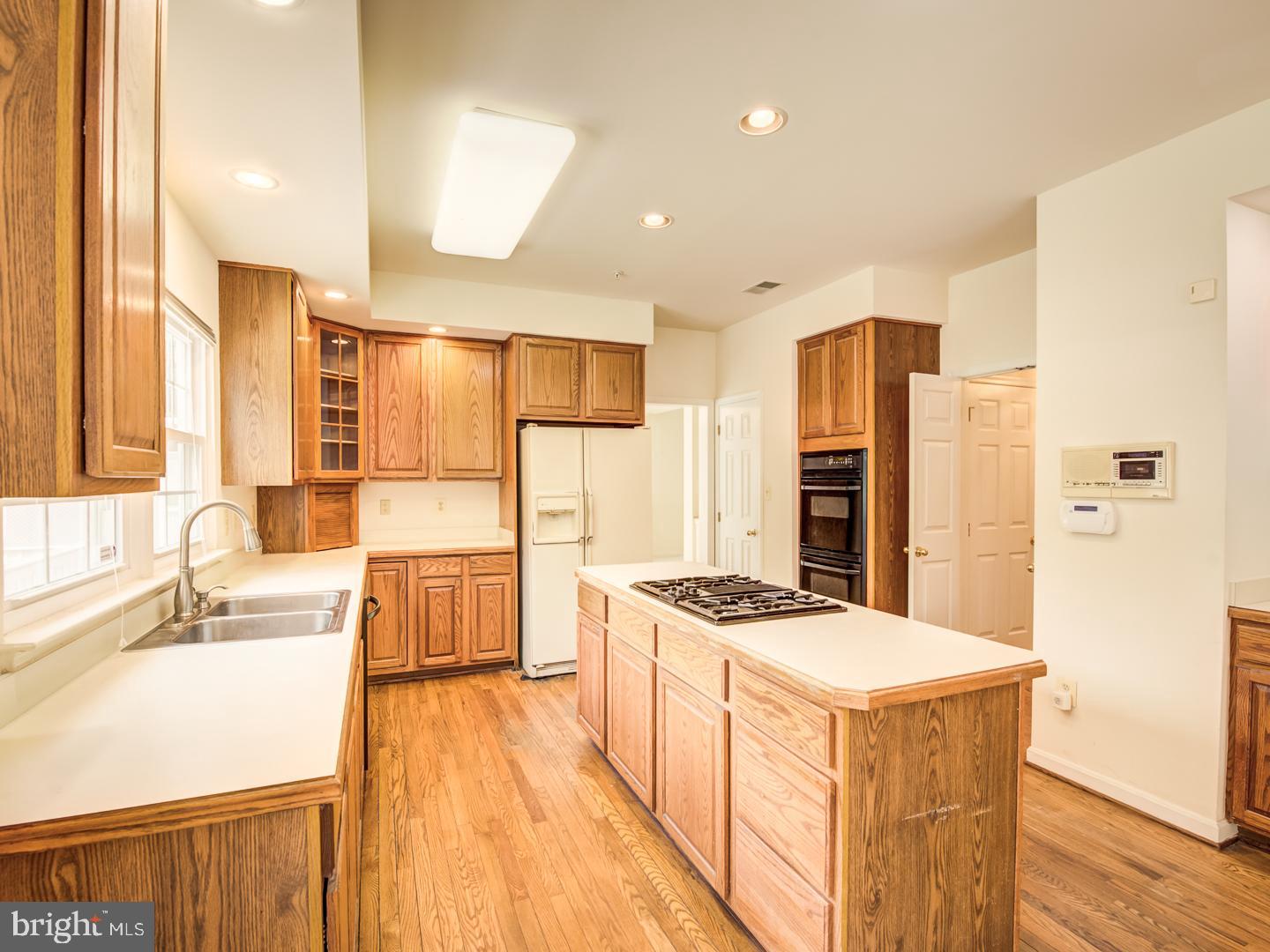 WOODMORE SOUTH - Residential