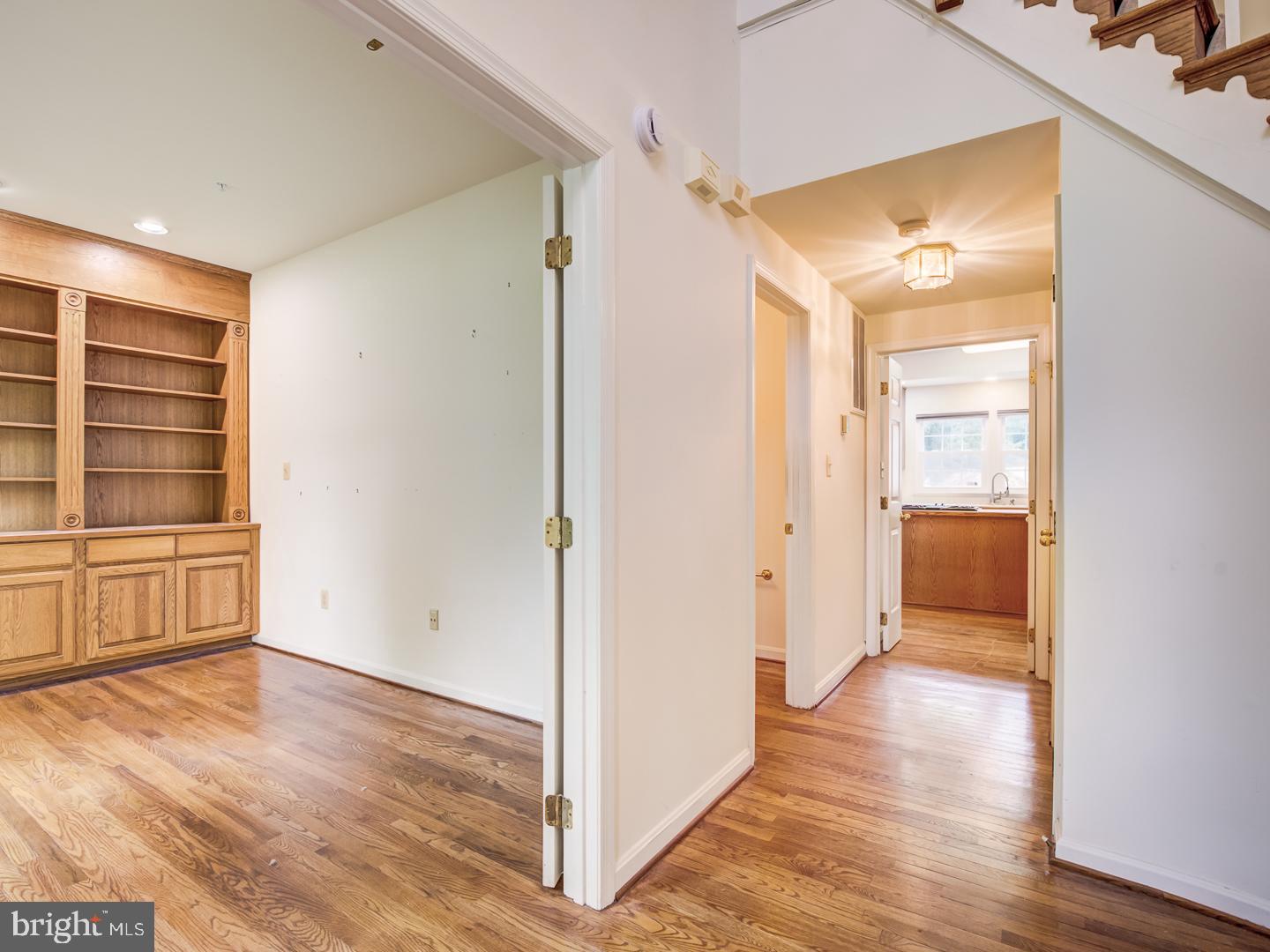 WOODMORE SOUTH - Residential