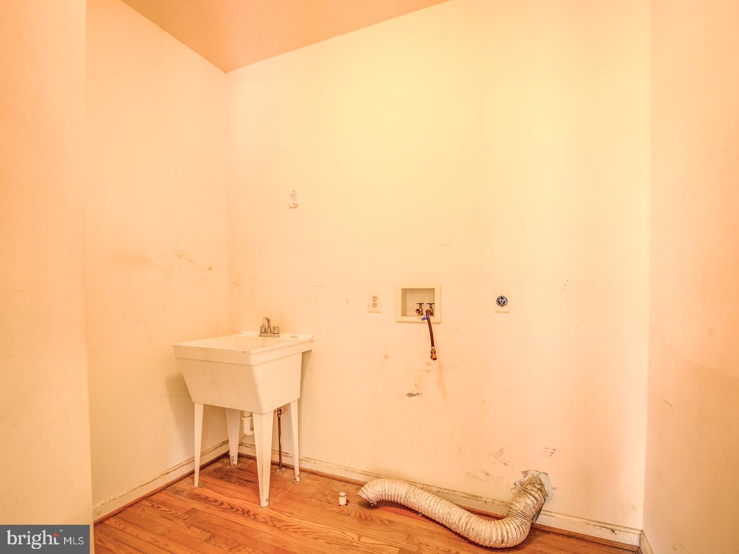 WOODMORE SOUTH - Residential