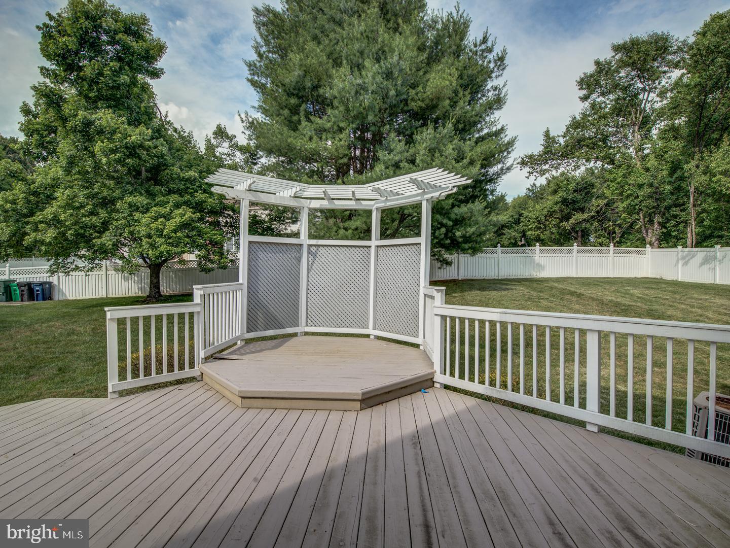 WOODMORE SOUTH - Residential