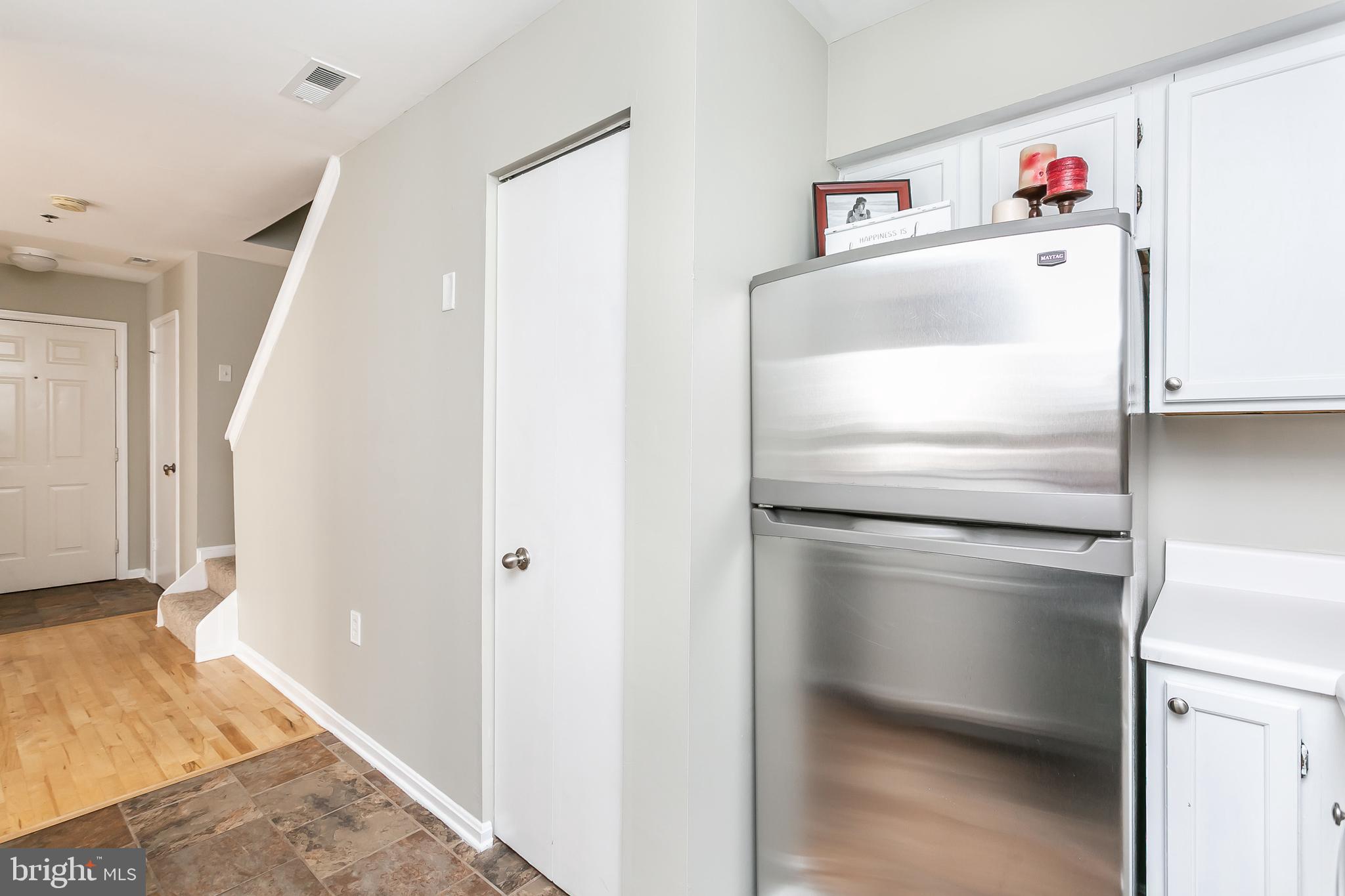 HARRIS HILL - Residential Lease