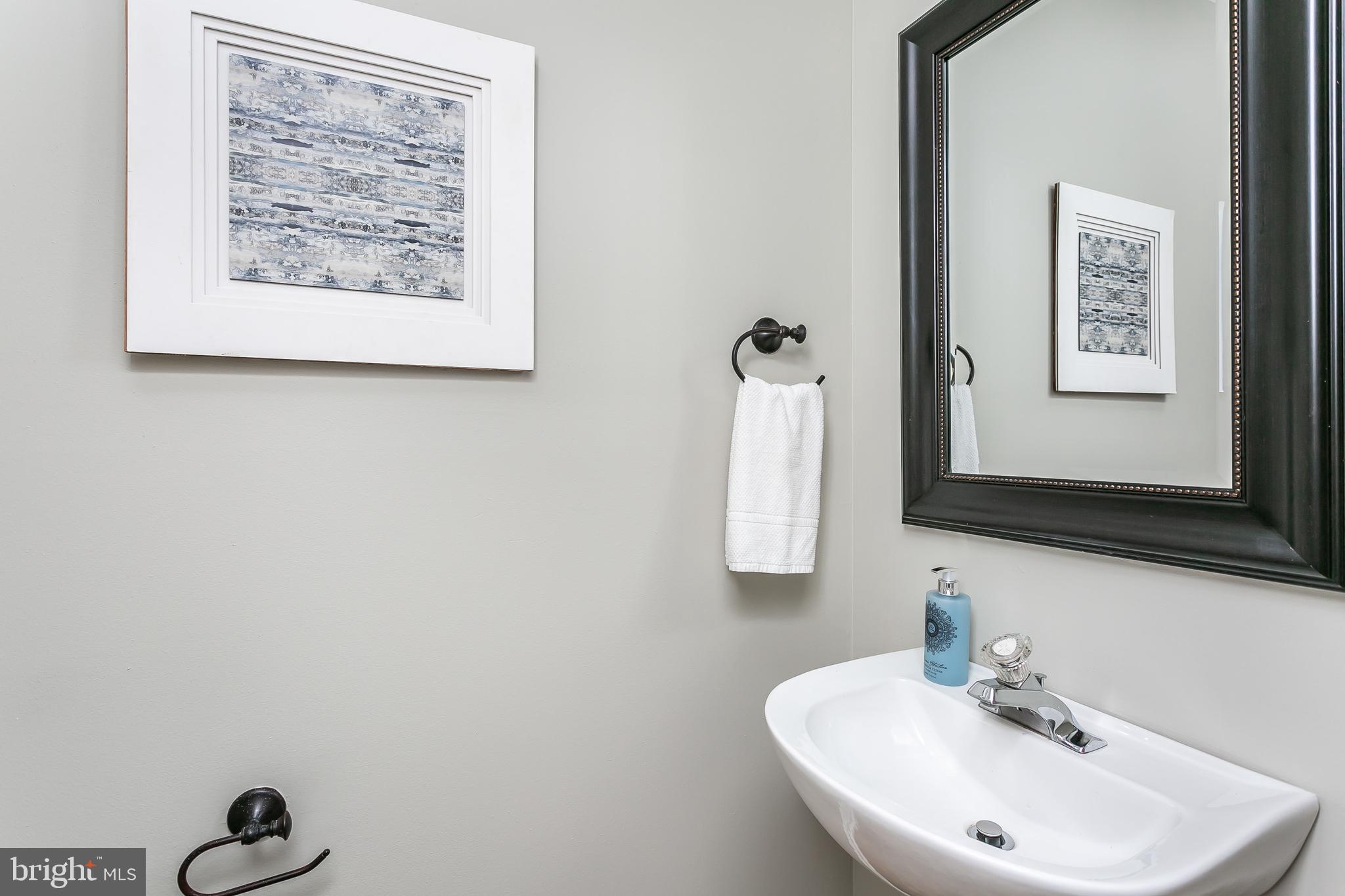 HARRIS HILL - Residential Lease