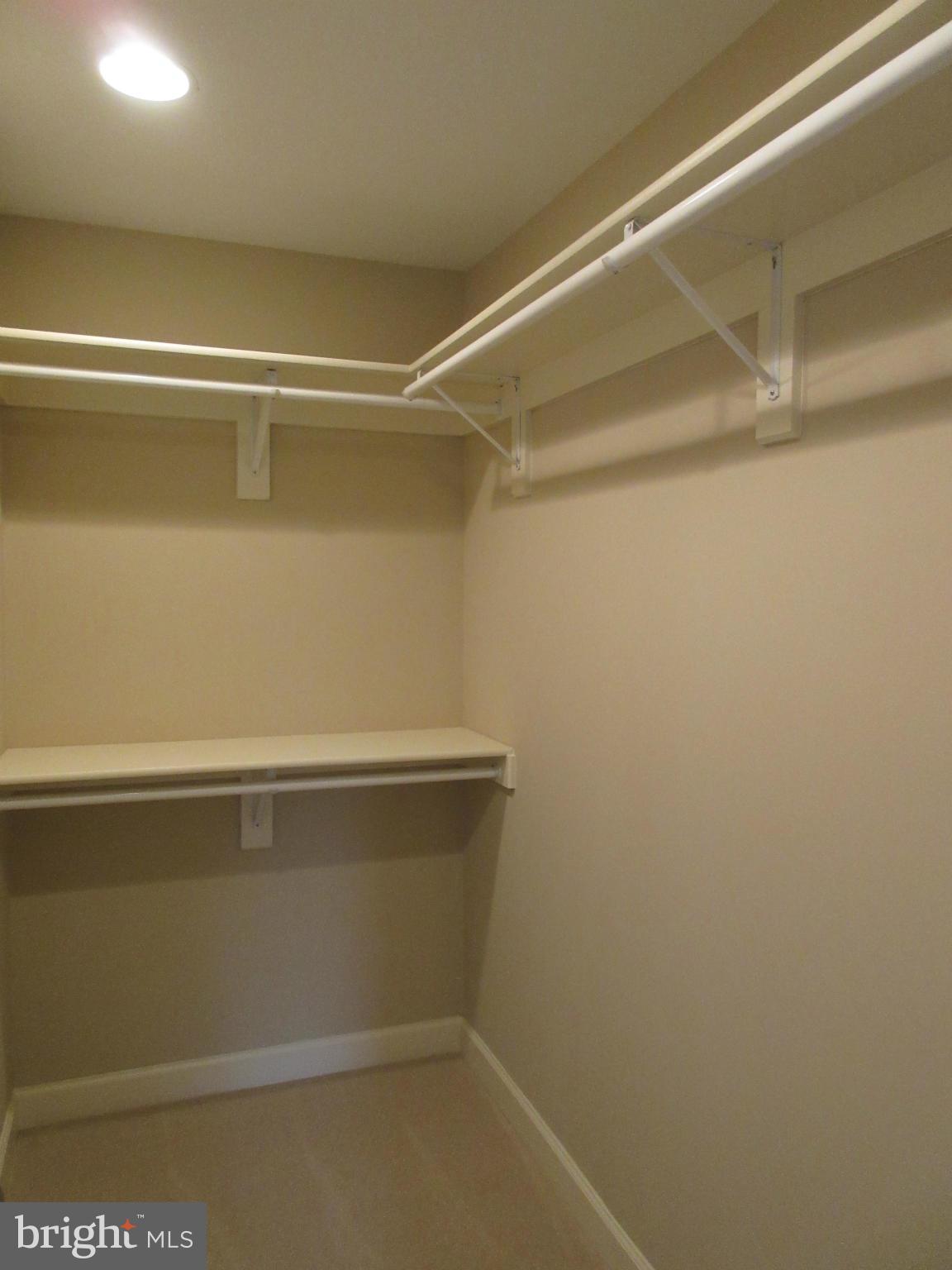 ROSEMONT PARK - Residential