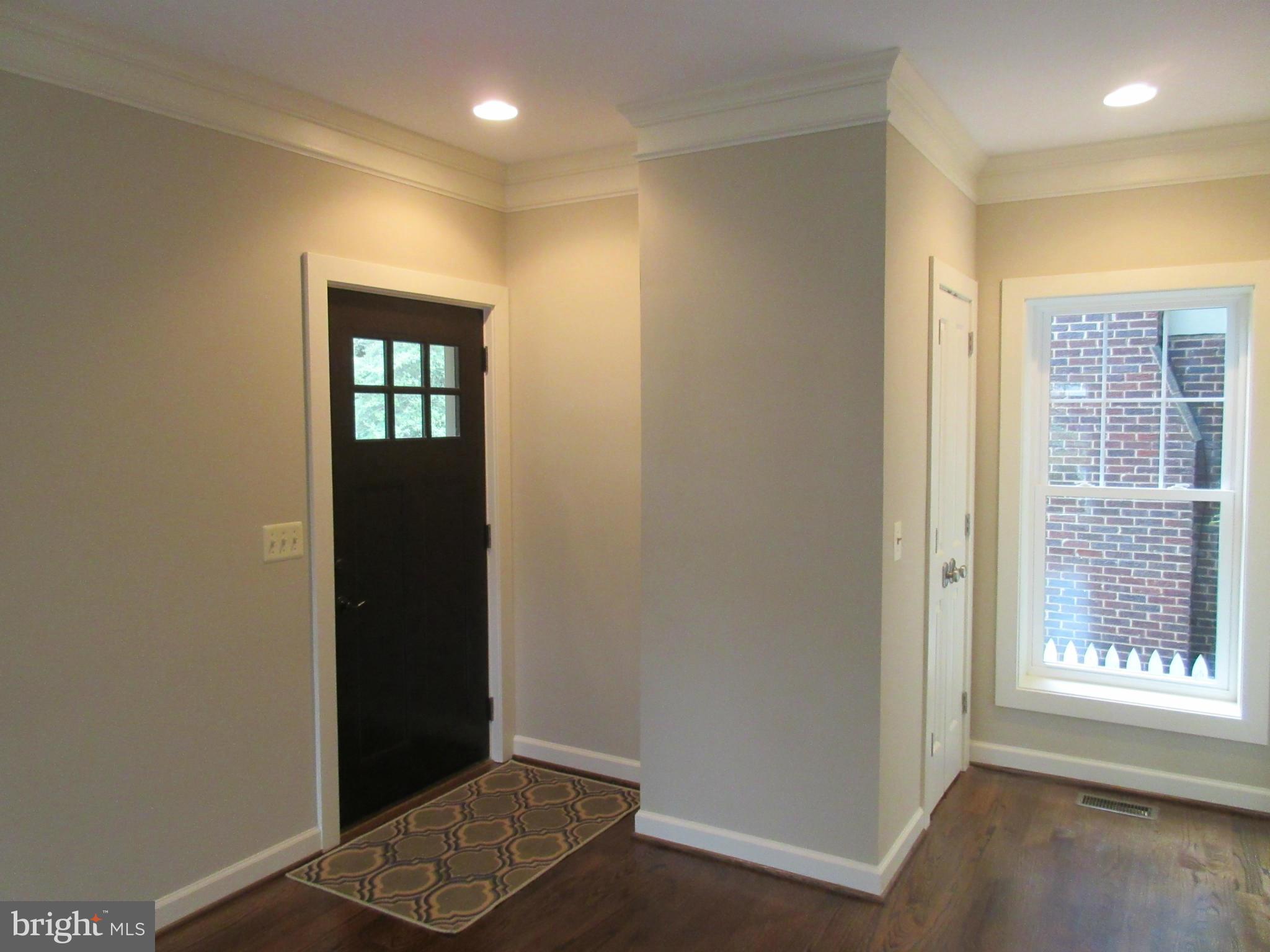 ROSEMONT PARK - Residential