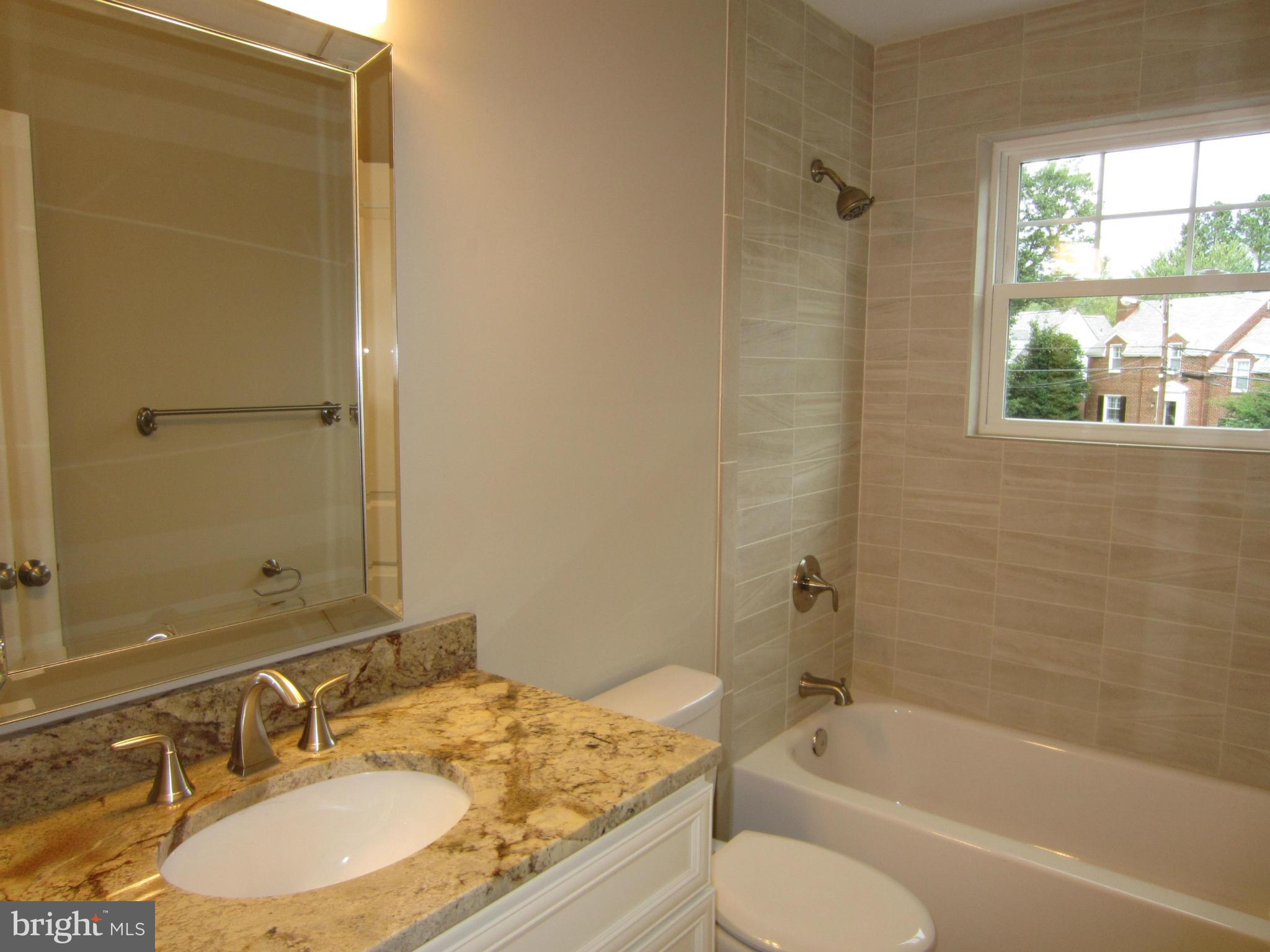 ROSEMONT PARK - Residential