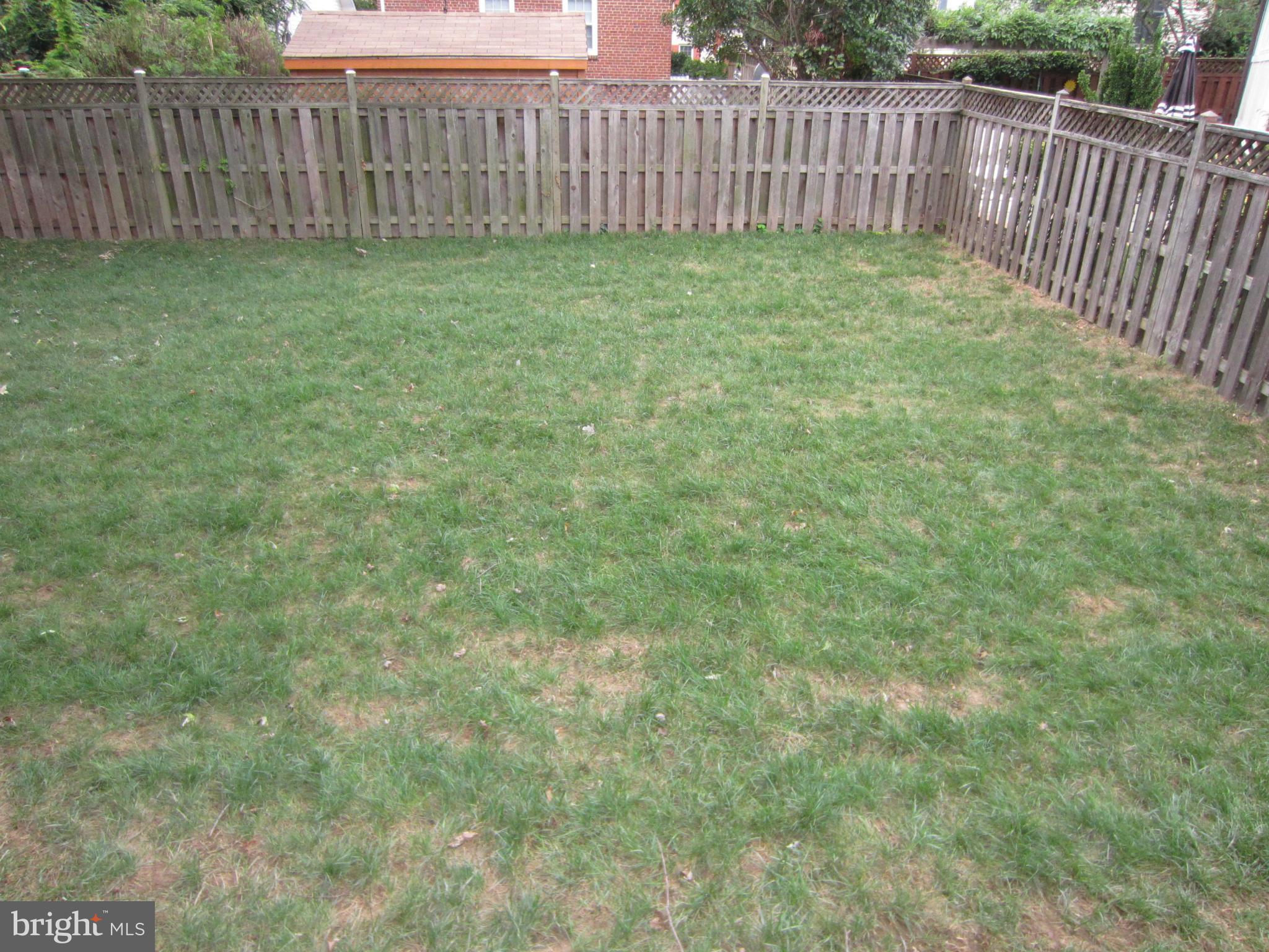 ROSEMONT PARK - Residential