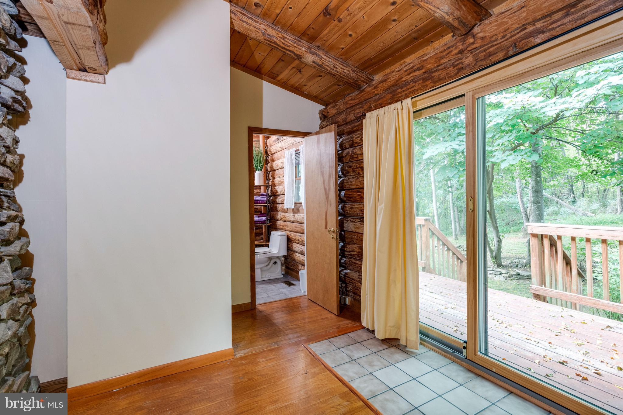 RUNNYMEADE FARM - Residential