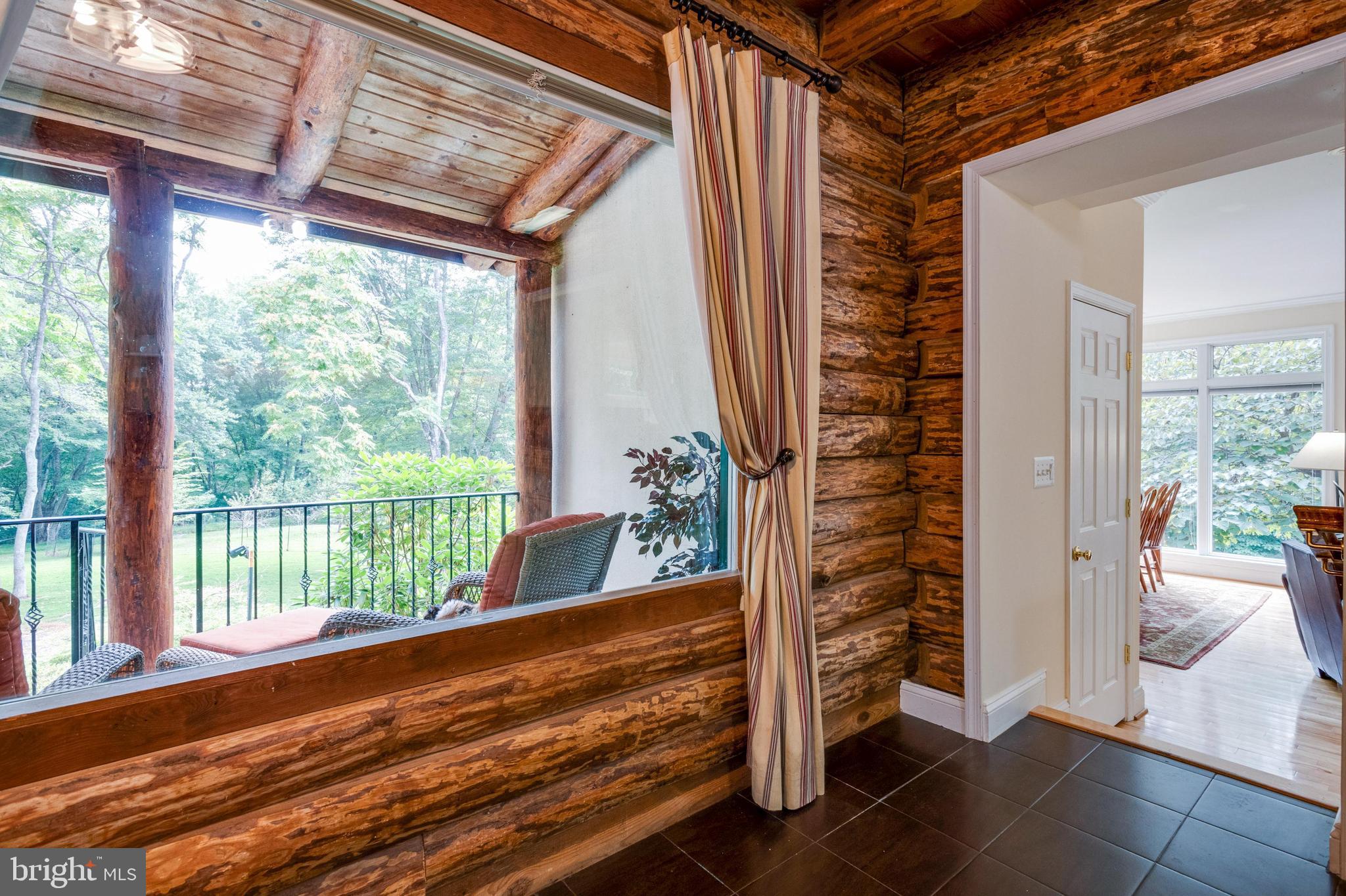 RUNNYMEADE FARM - Residential