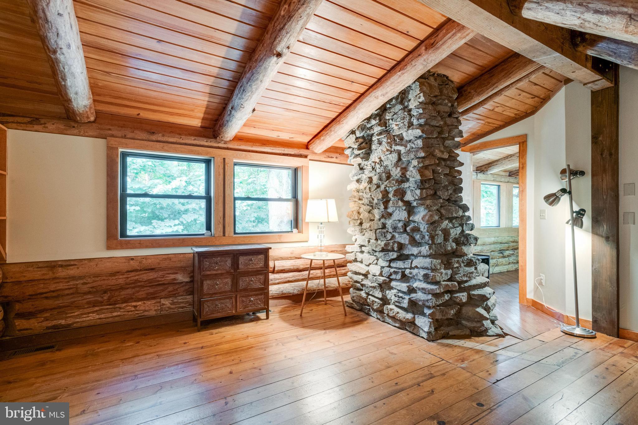 RUNNYMEADE FARM - Residential