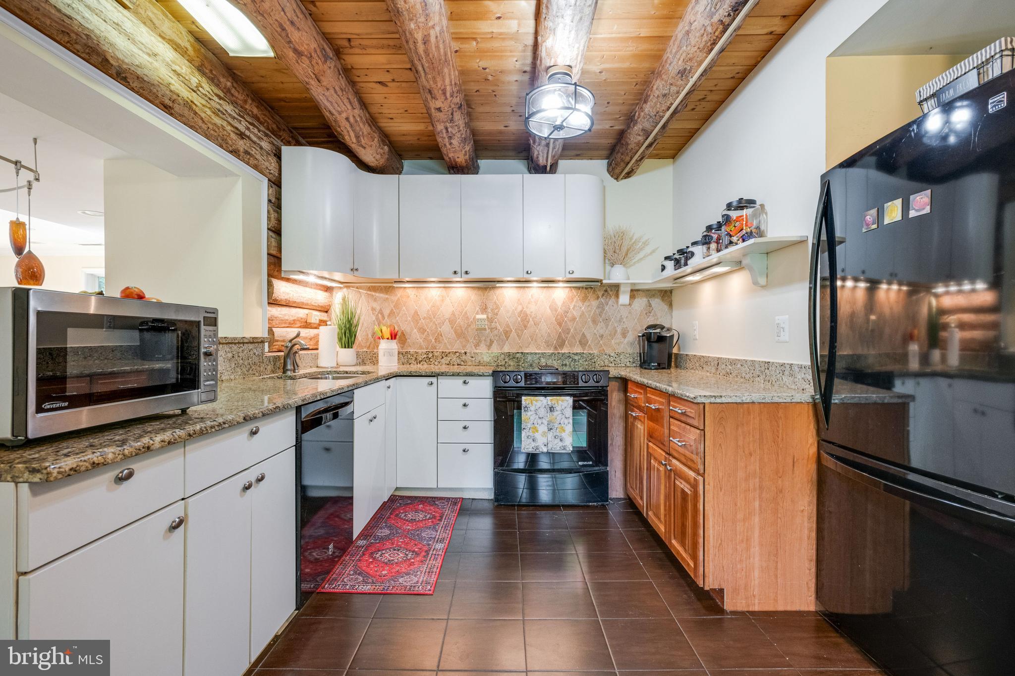 RUNNYMEADE FARM - Residential