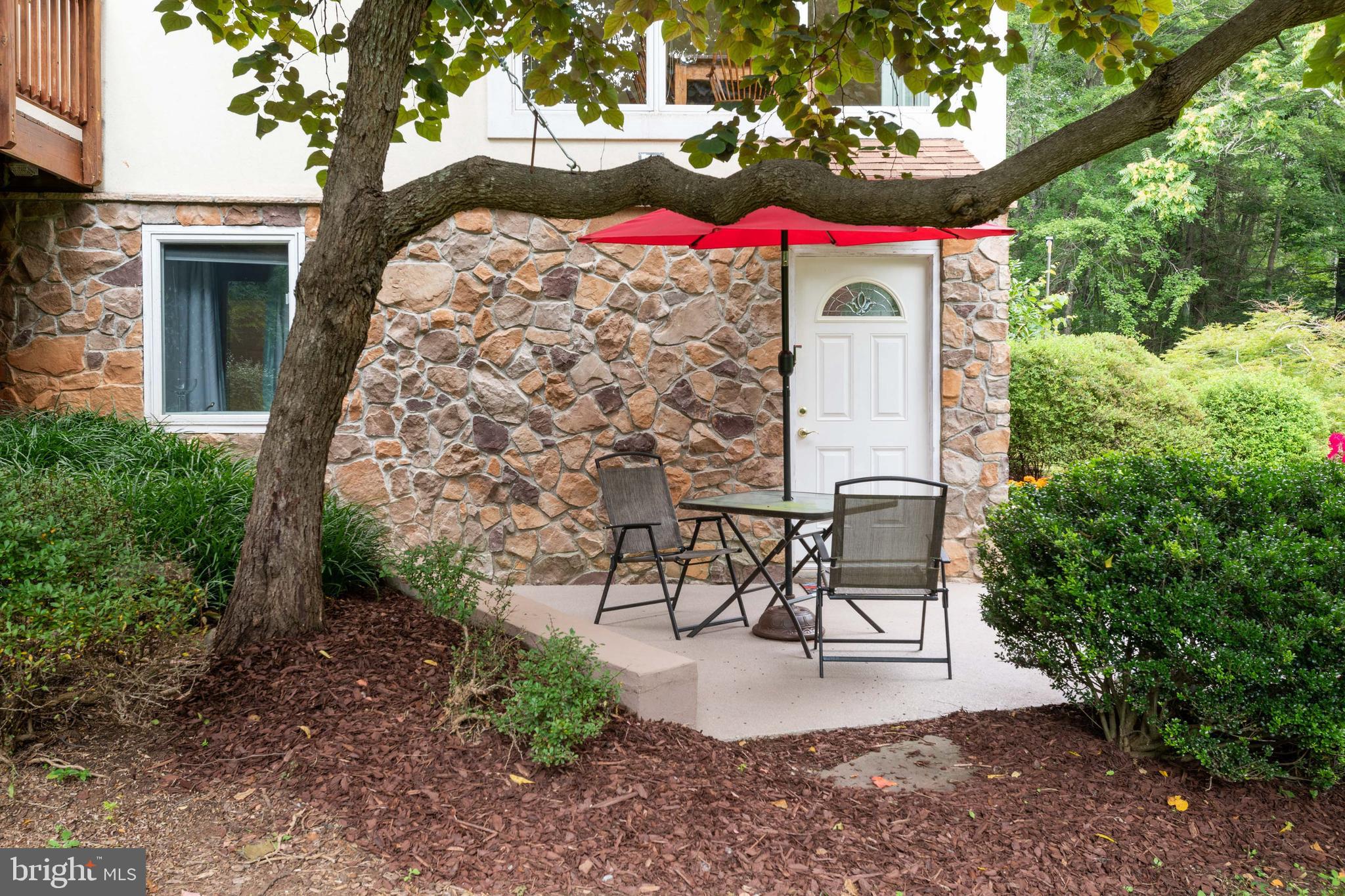 RUNNYMEADE FARM - Residential