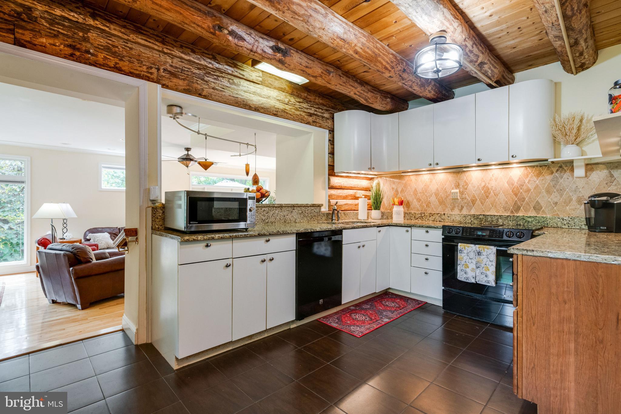 RUNNYMEADE FARM - Residential