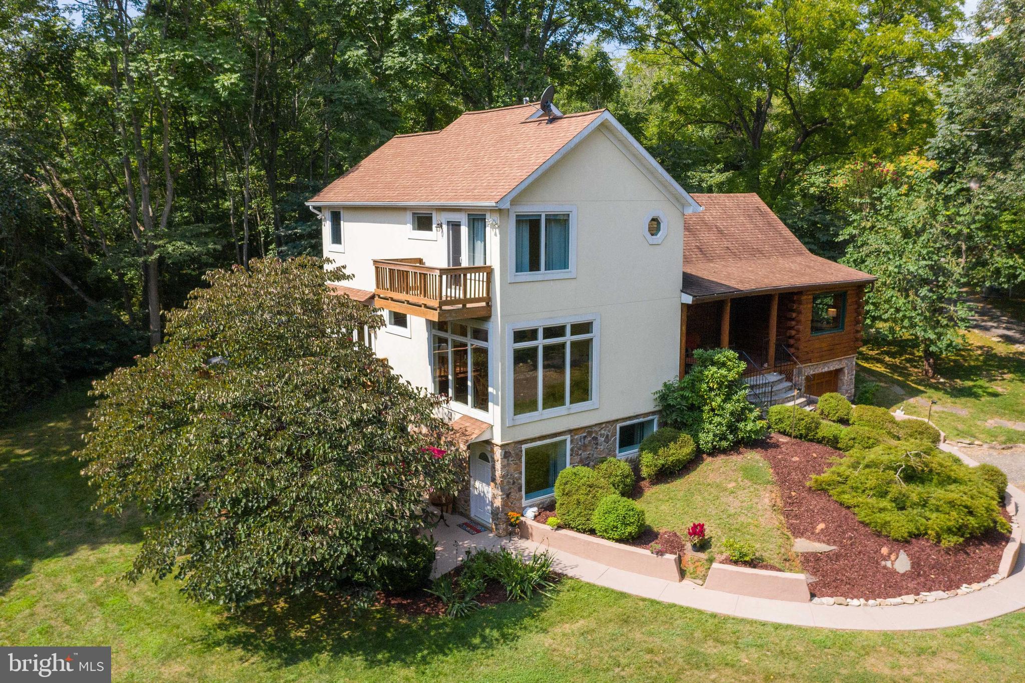 RUNNYMEADE FARM - Residential