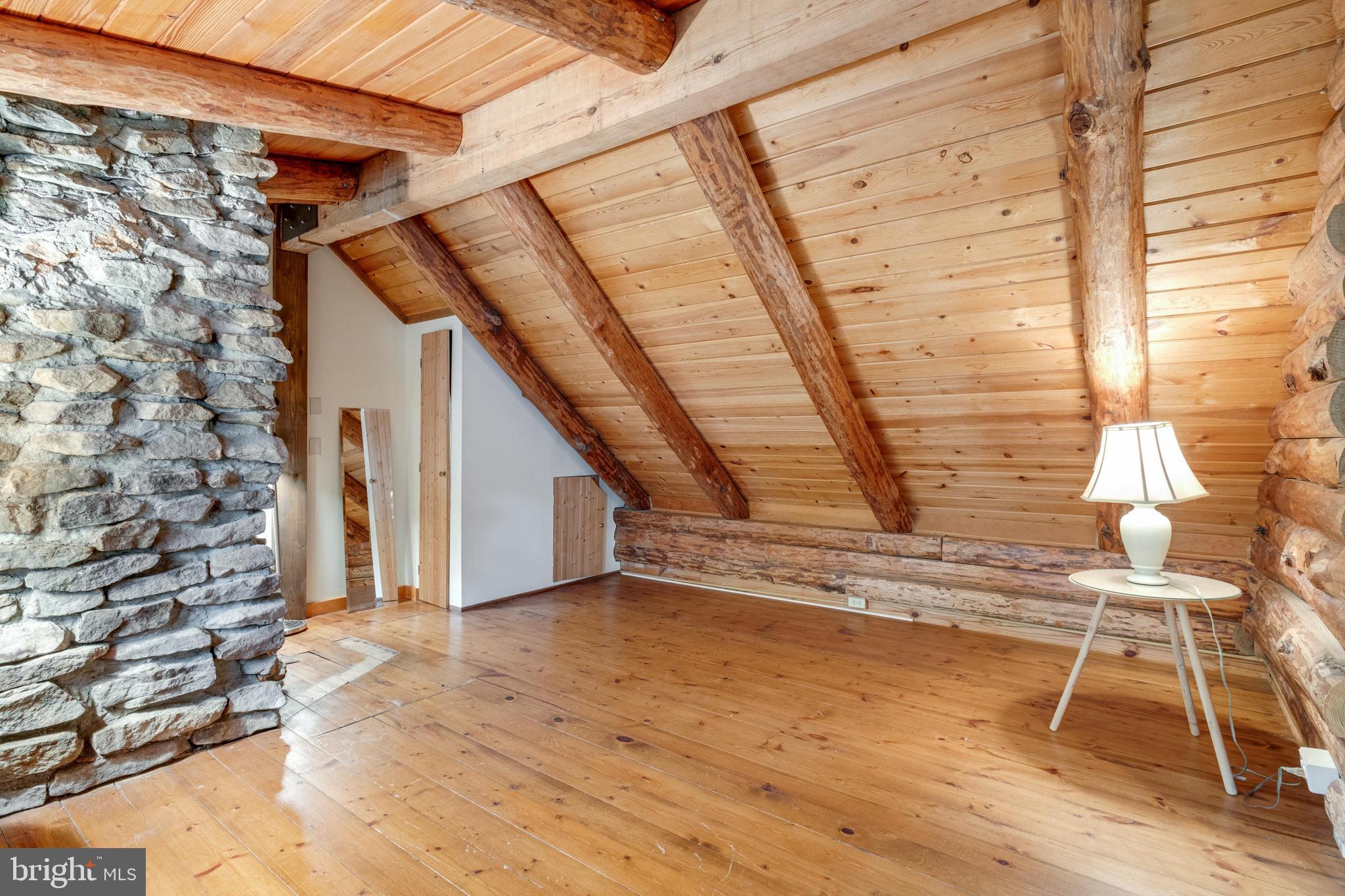RUNNYMEADE FARM - Residential