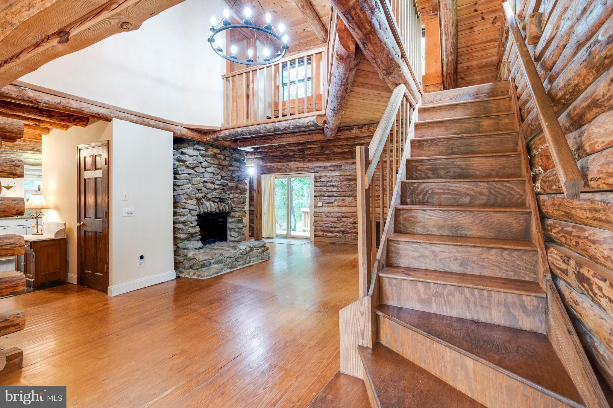 RUNNYMEADE FARM - Residential