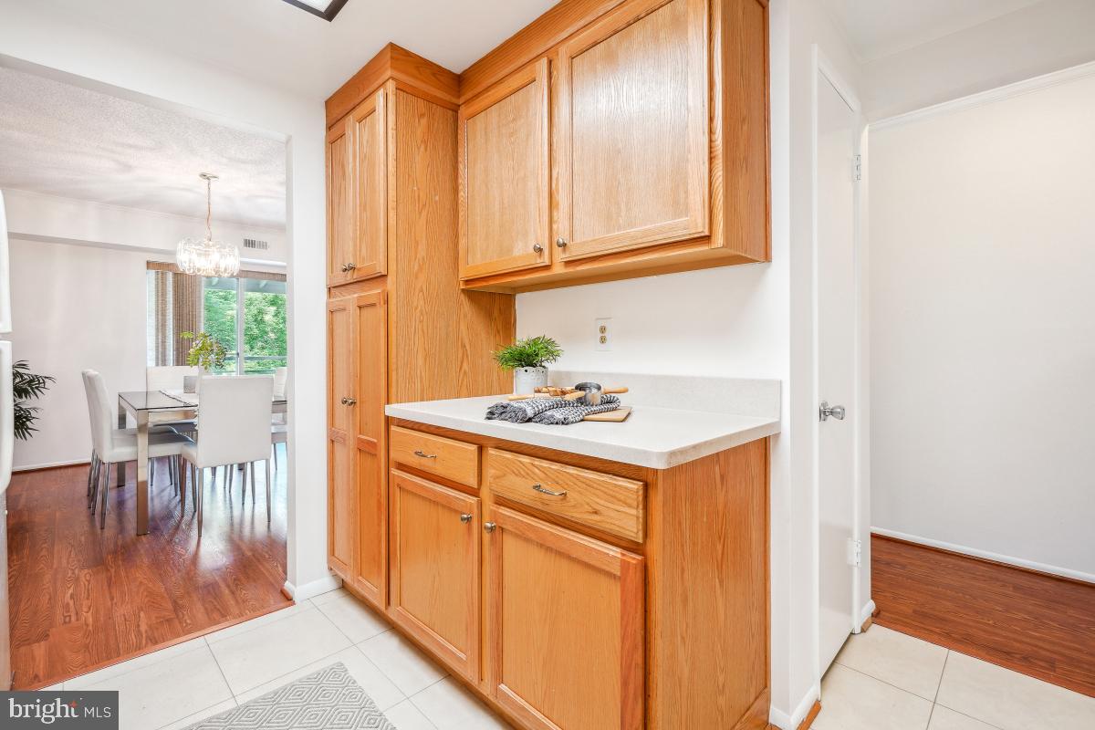 LEISURE WORLD - Residential