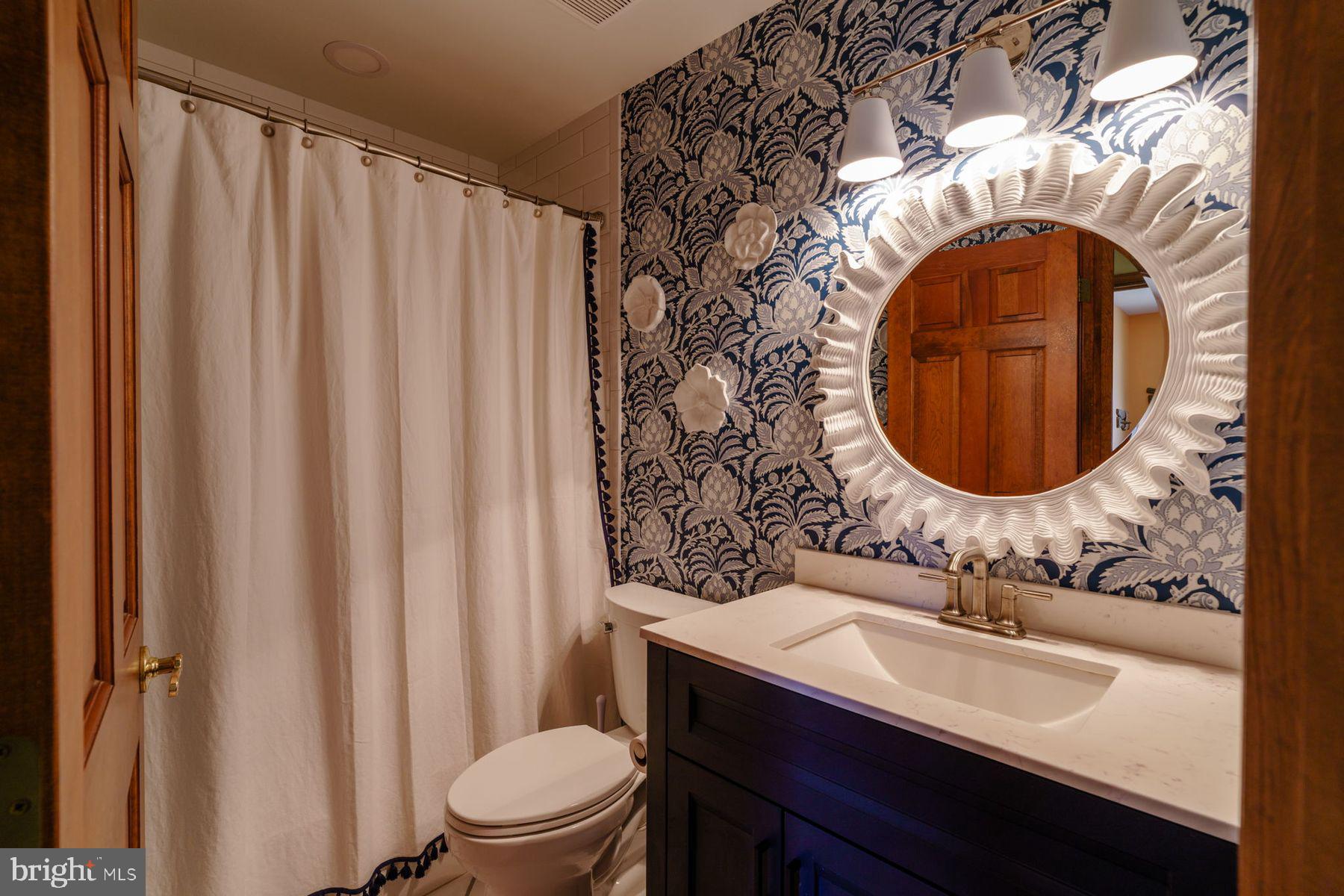 CAMELOT - Residential